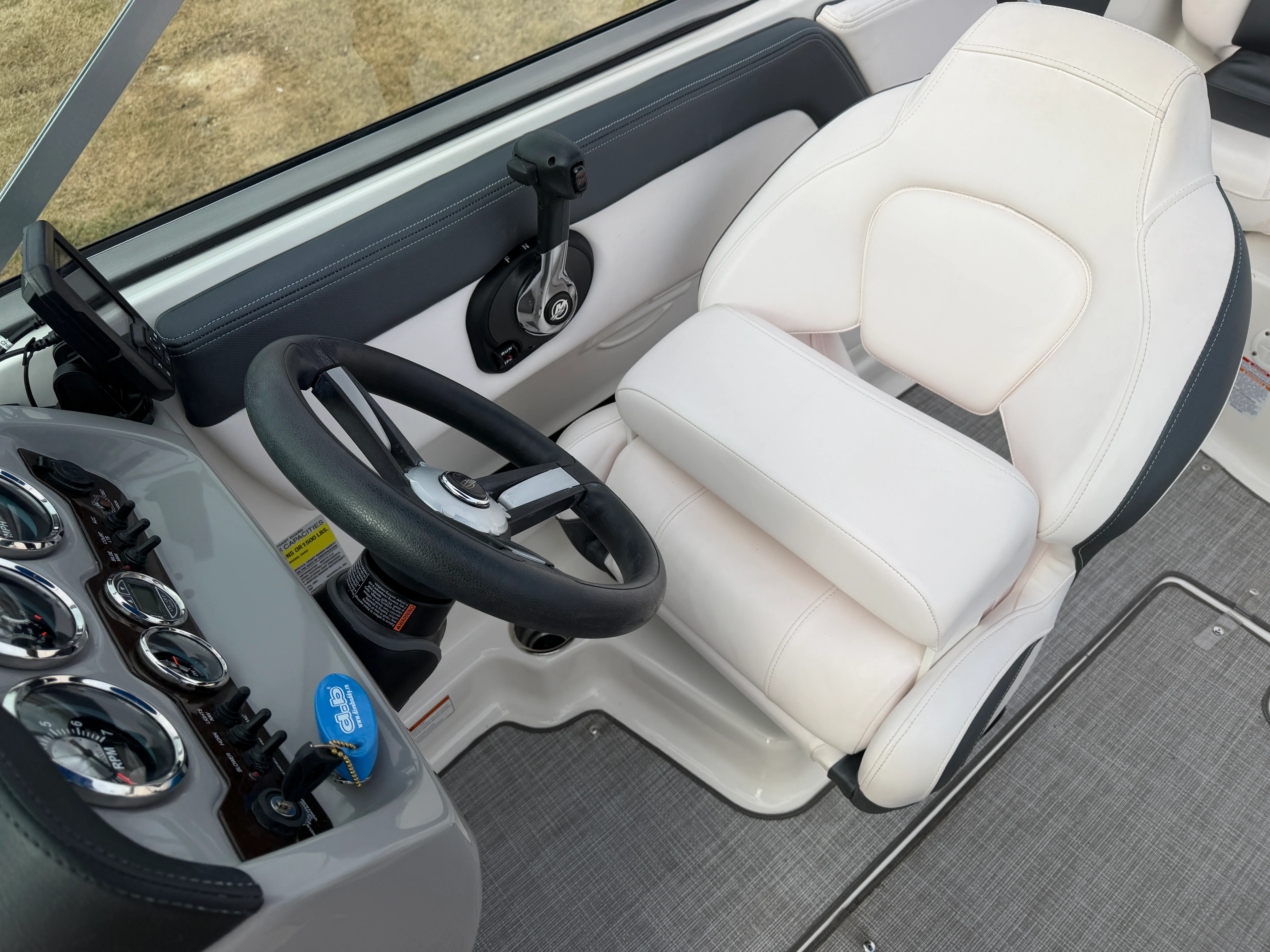 2019 Chaparral 19 FISH AND SKI Image Thumbnail #23