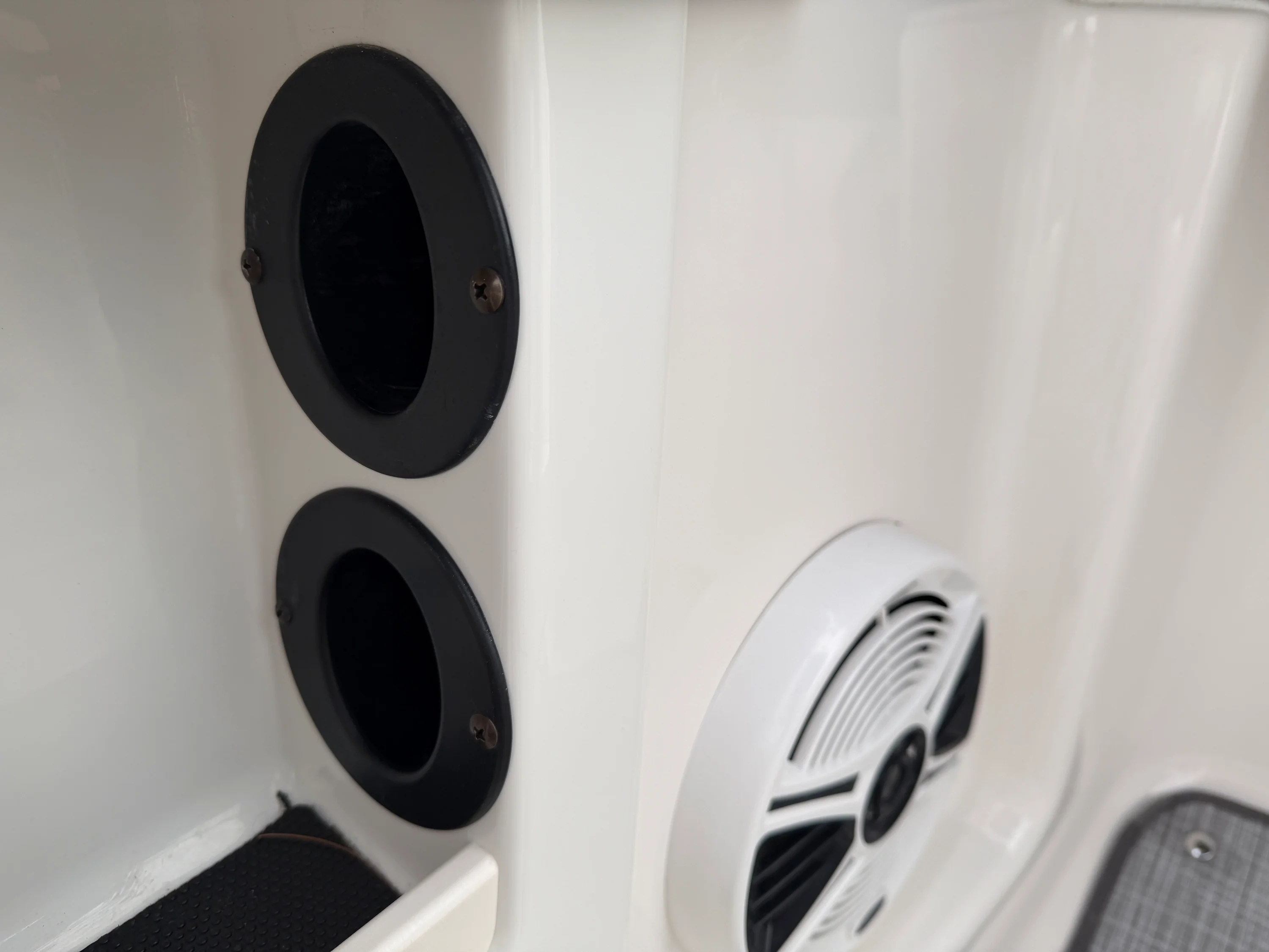 2019 Chaparral 19 FISH AND SKI Image Thumbnail #32