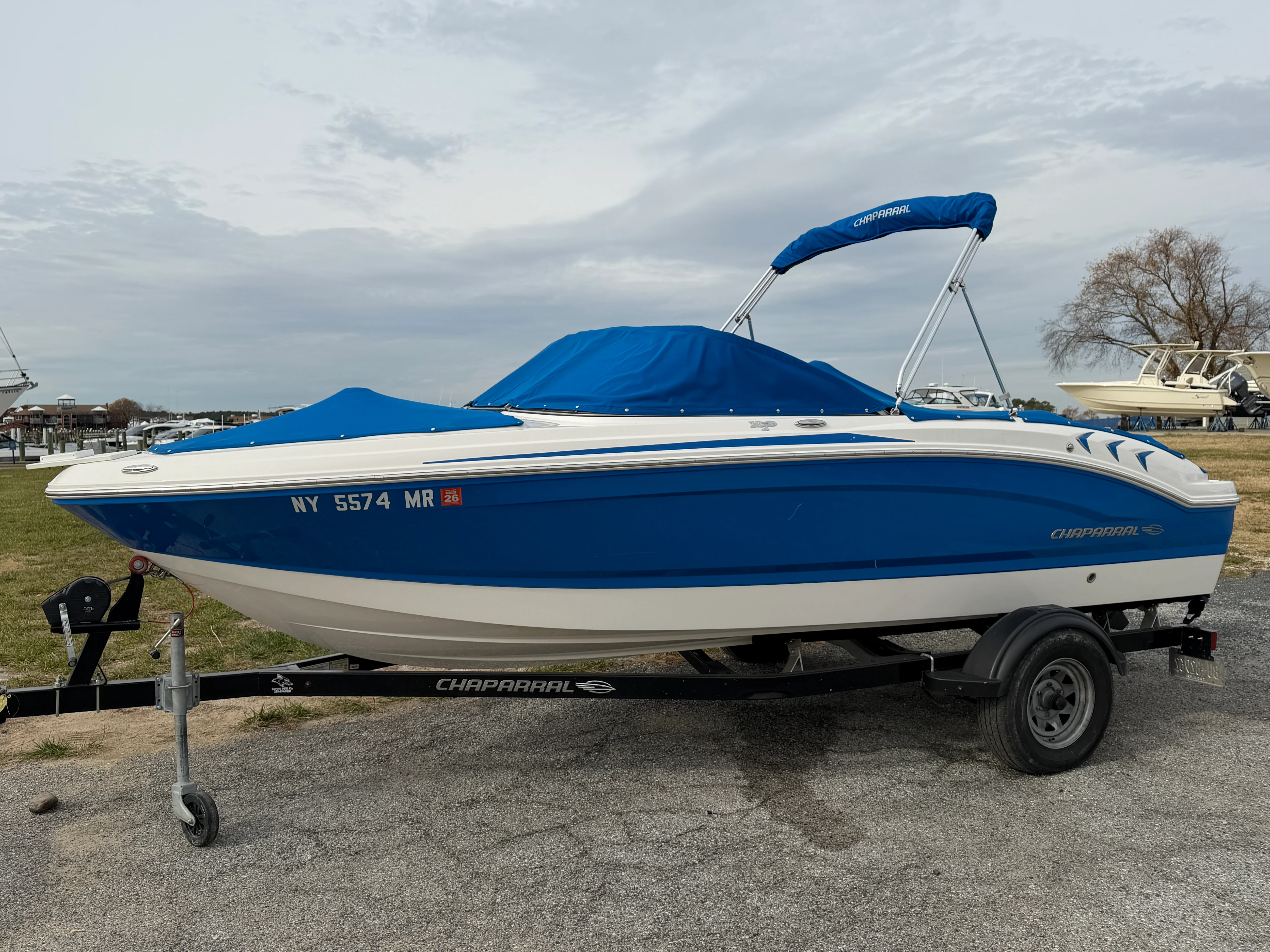 2019 Chaparral 19 FISH AND SKI Image Thumbnail #1