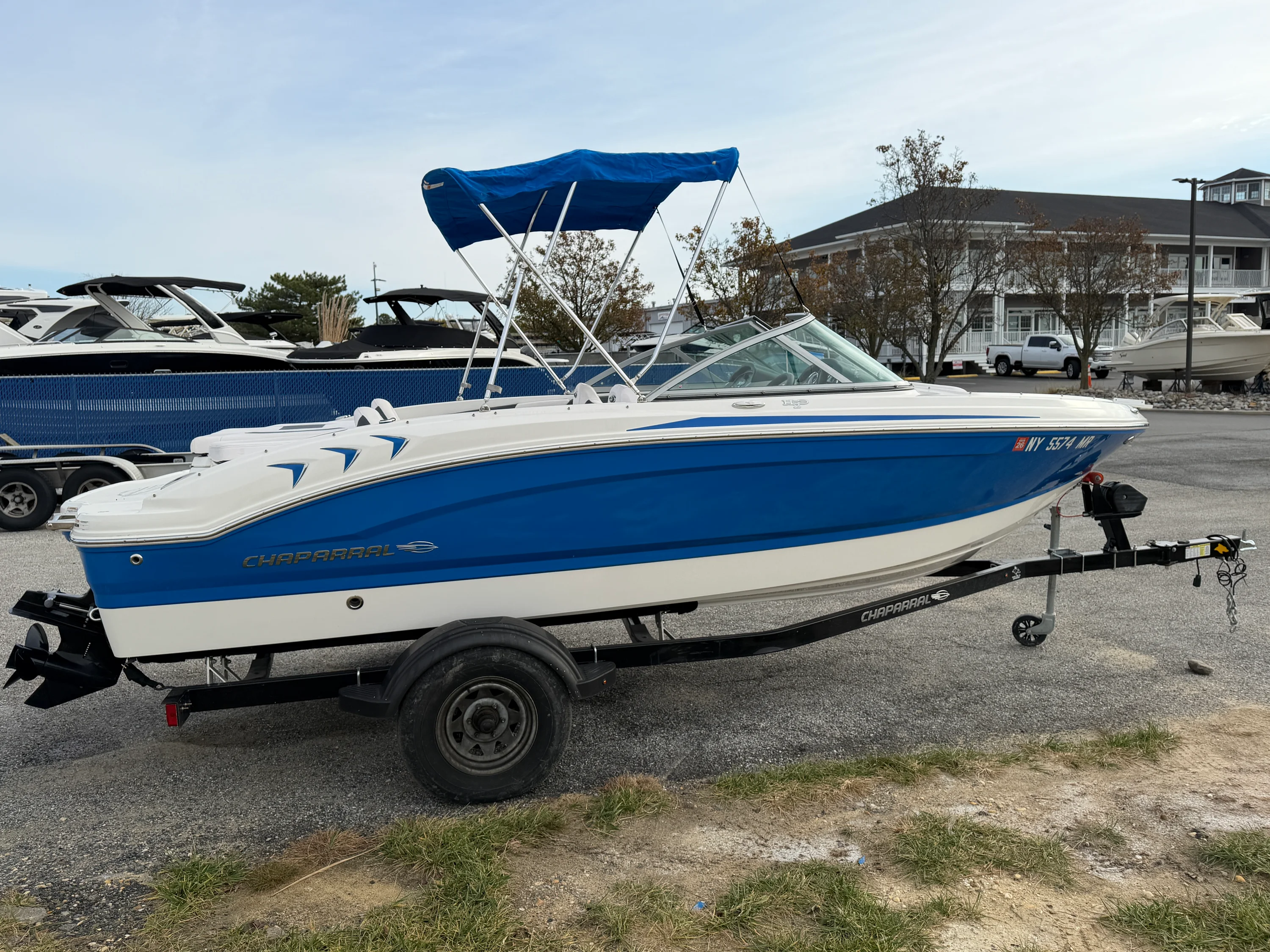 2019 Chaparral 19 FISH AND SKI Image Thumbnail #5