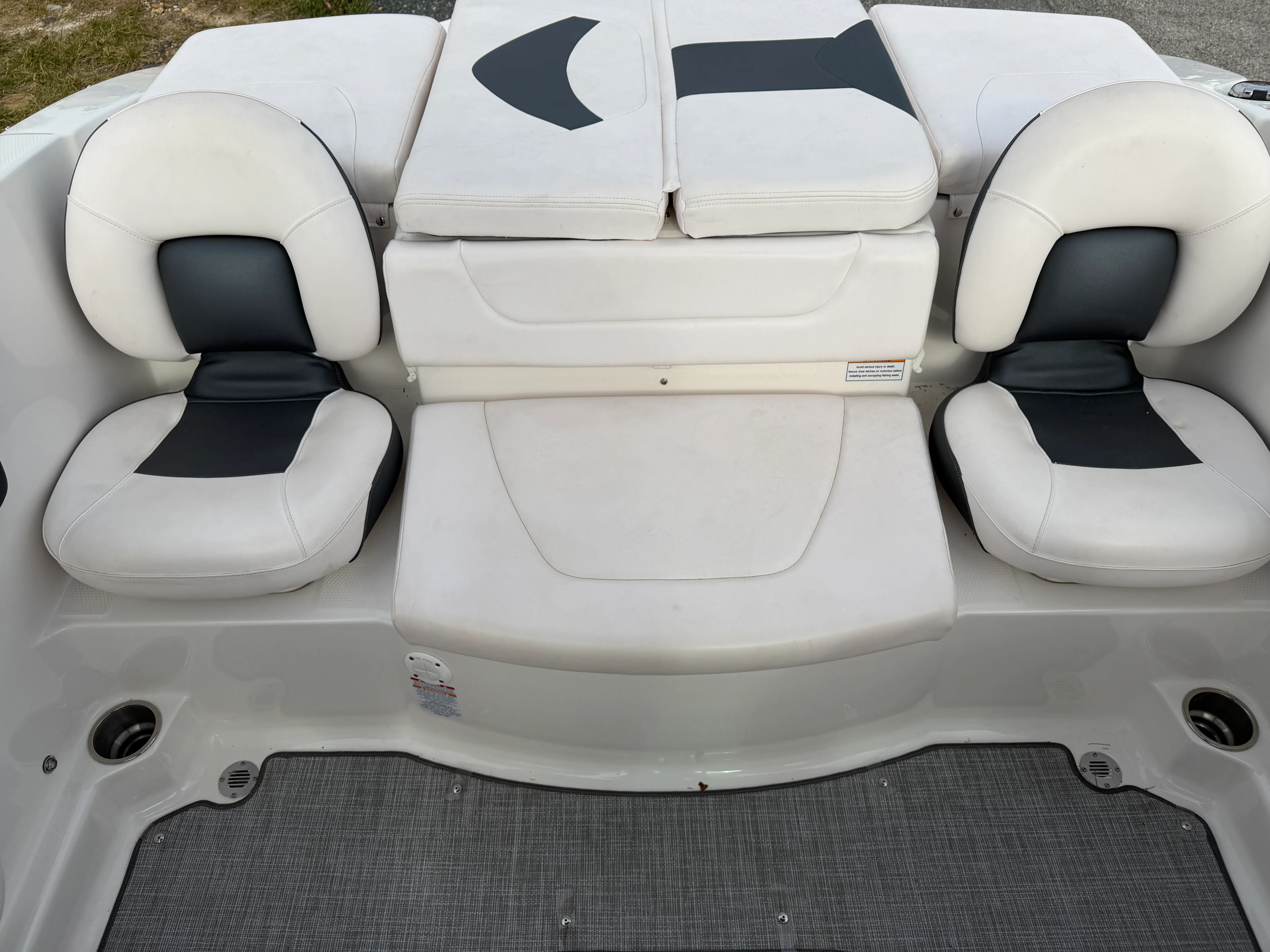 2019 Chaparral 19 FISH AND SKI Image Thumbnail #14