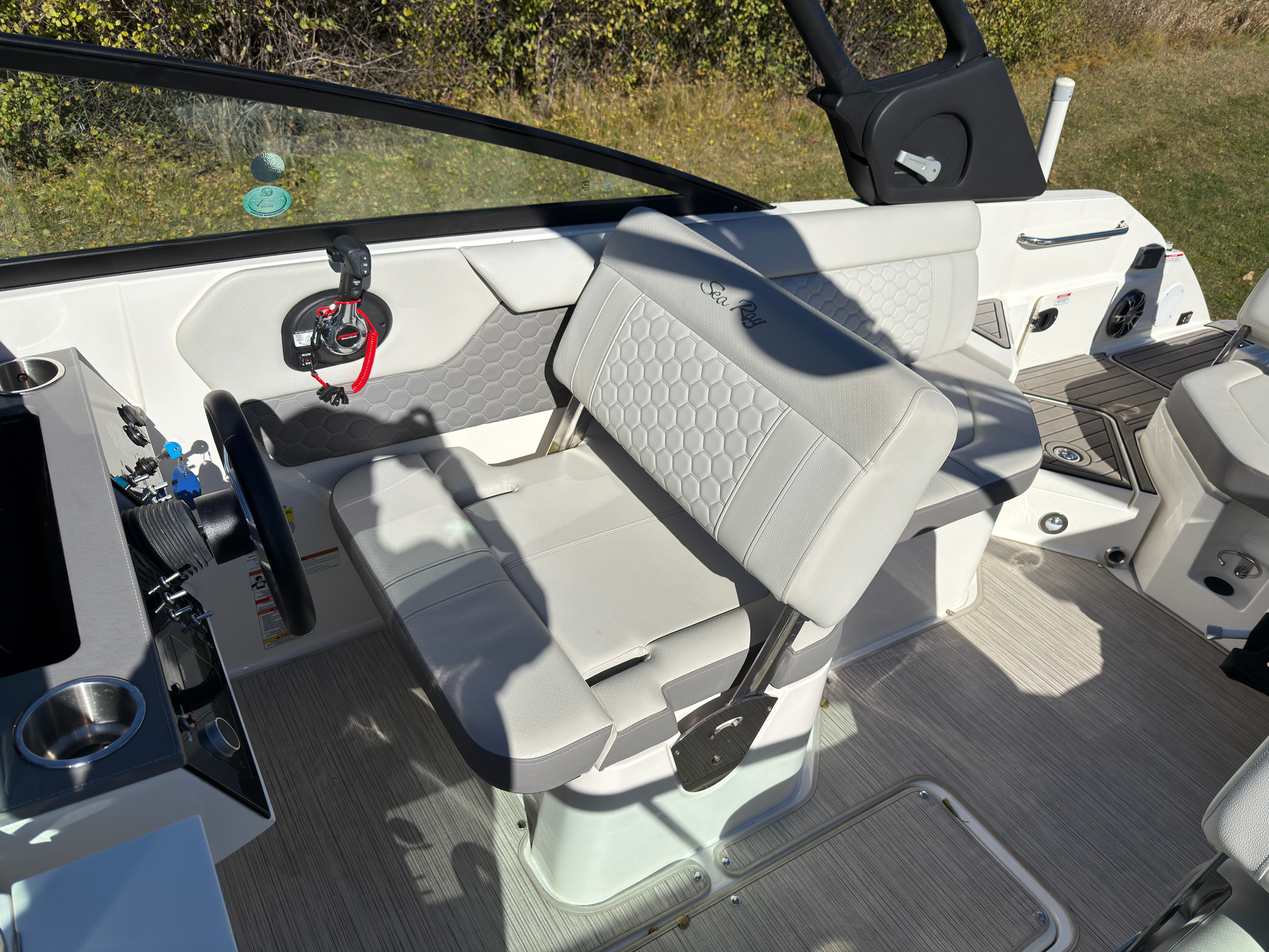 2022 Sea Ray 250 SDX Image Thumbnail #25