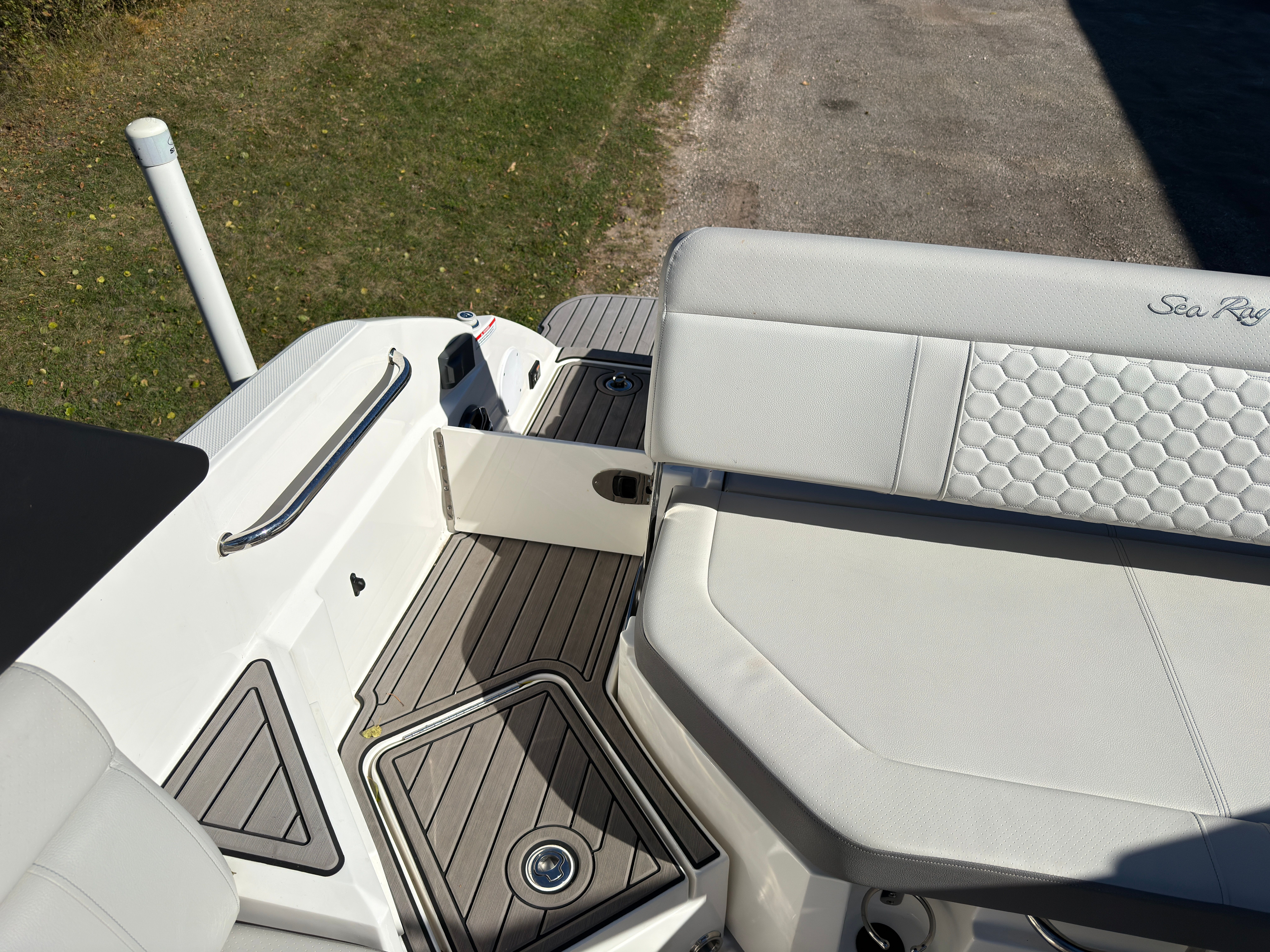 2022 Sea Ray 250 SDX Image Thumbnail #14