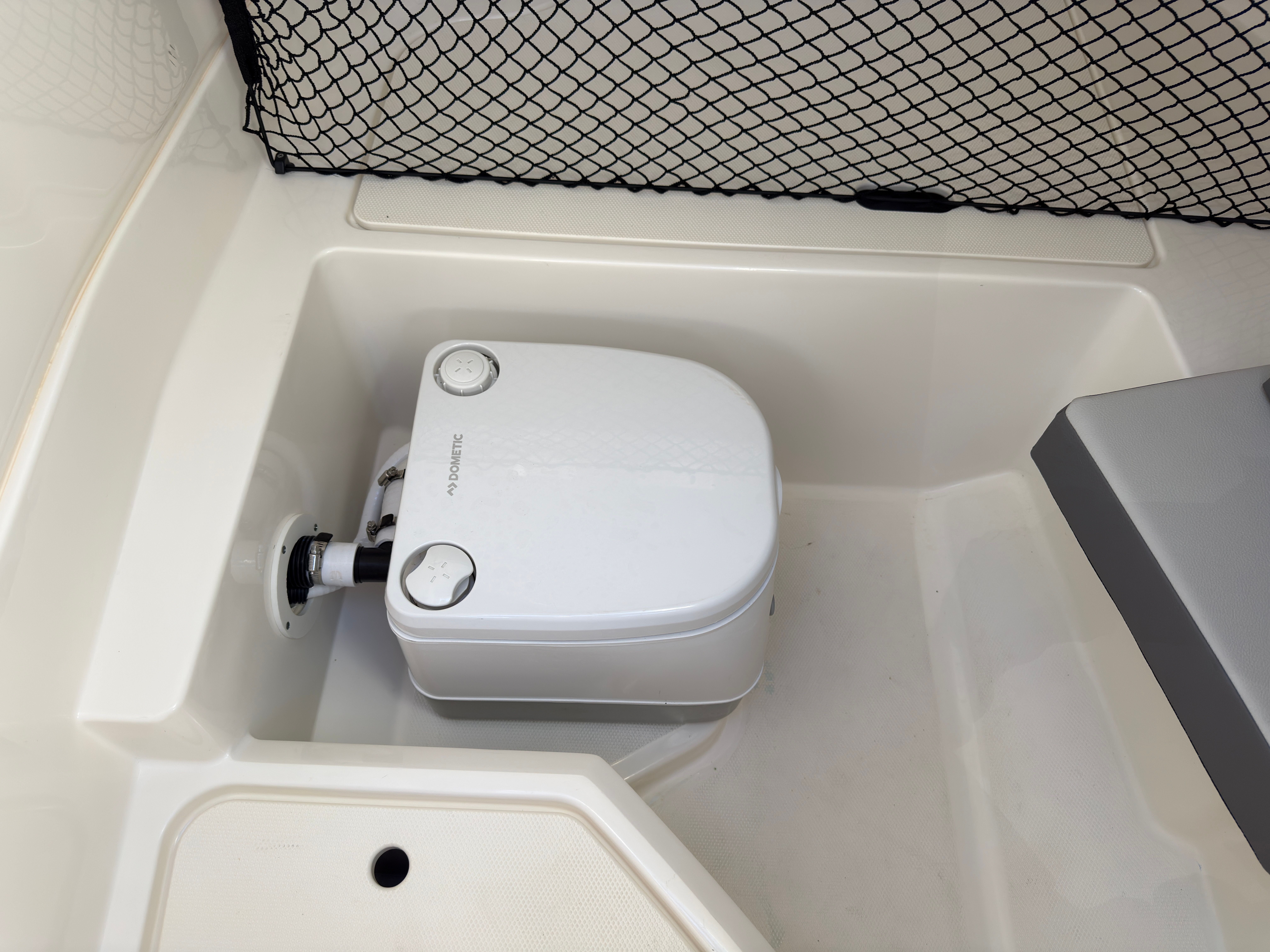 2022 Sea Ray 250 SDX Image Thumbnail #33