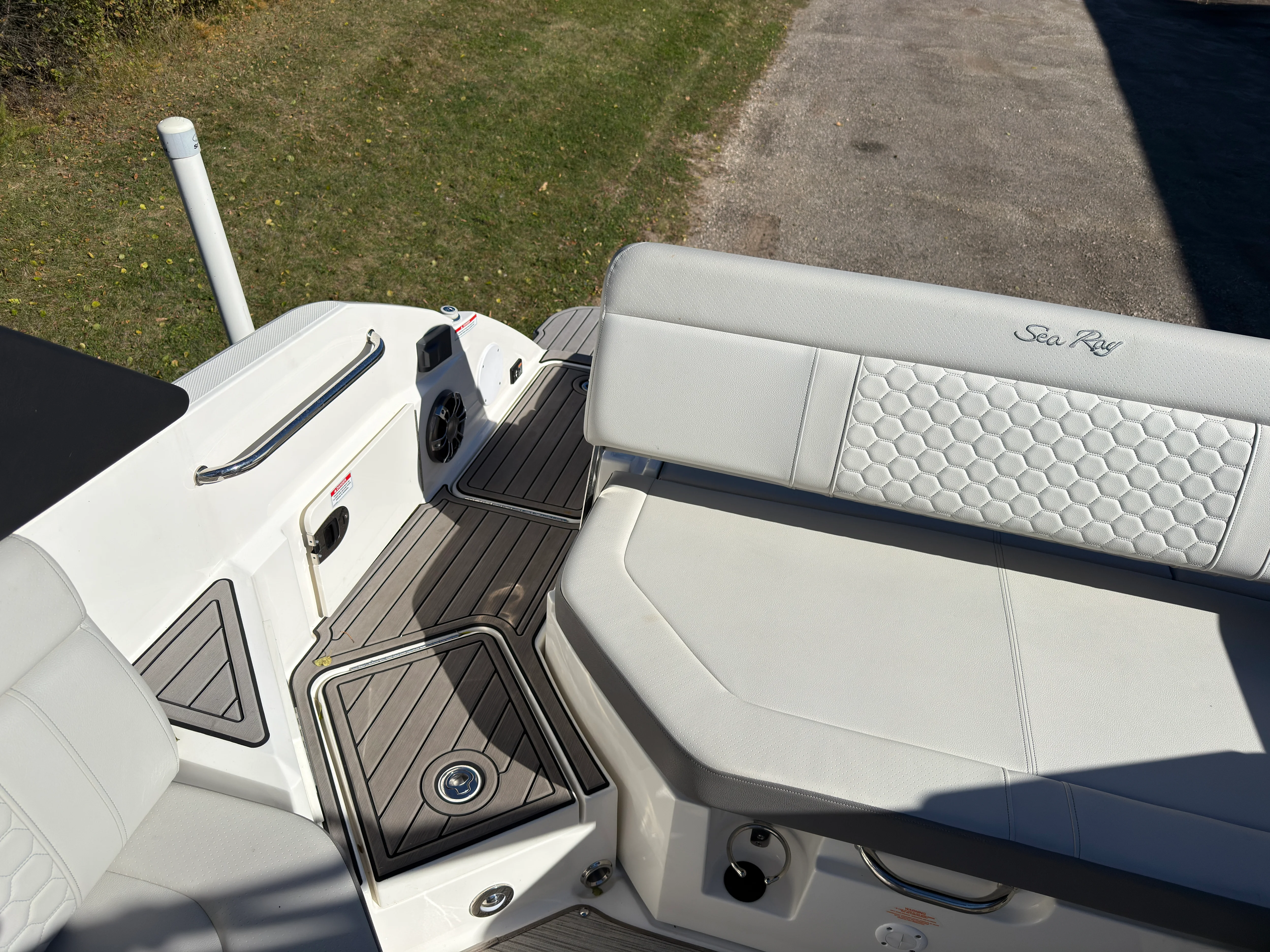 2022 Sea Ray 250 SDX Image Thumbnail #13