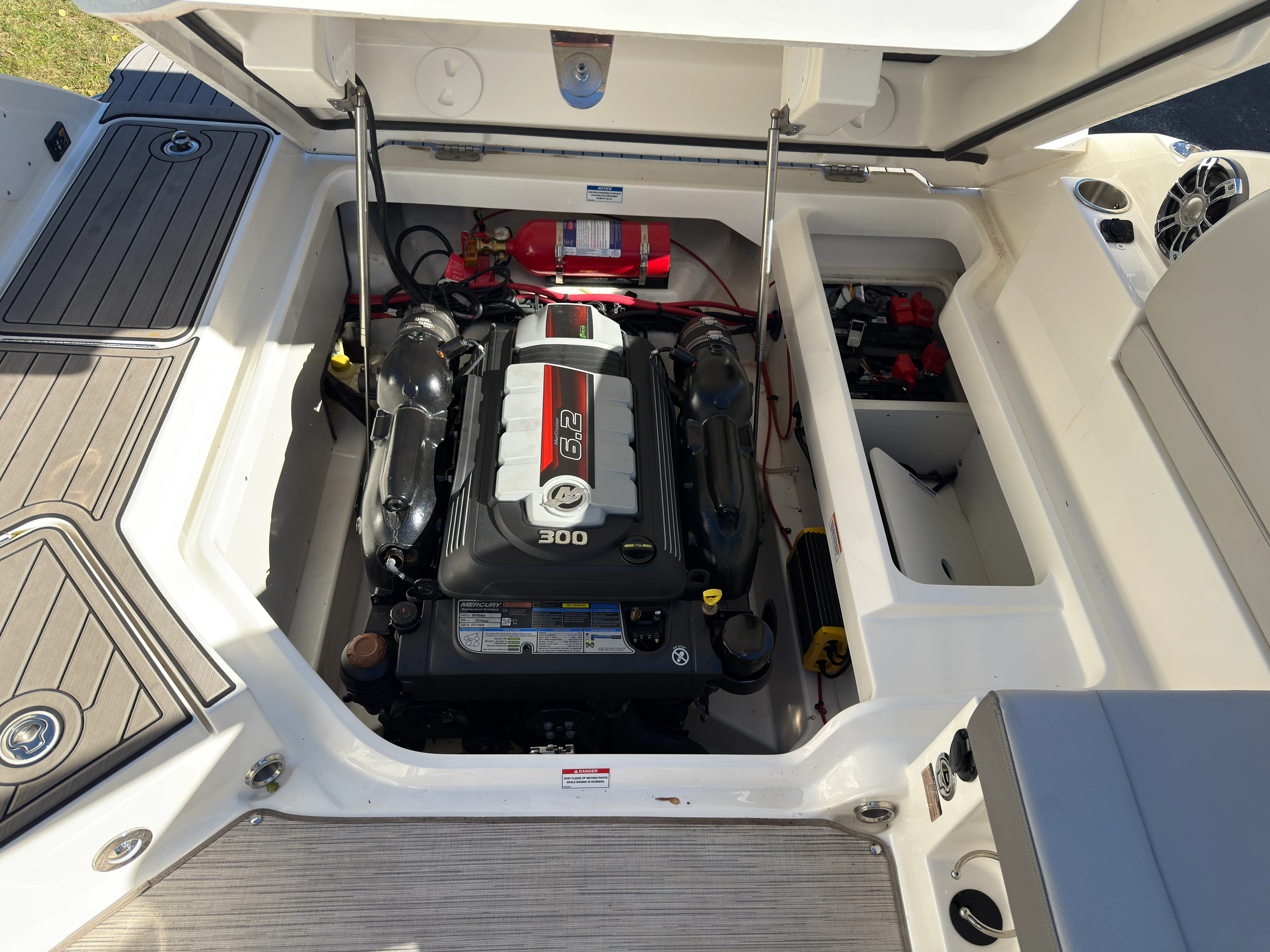 2022 Sea Ray 250 SDX Image Thumbnail #16