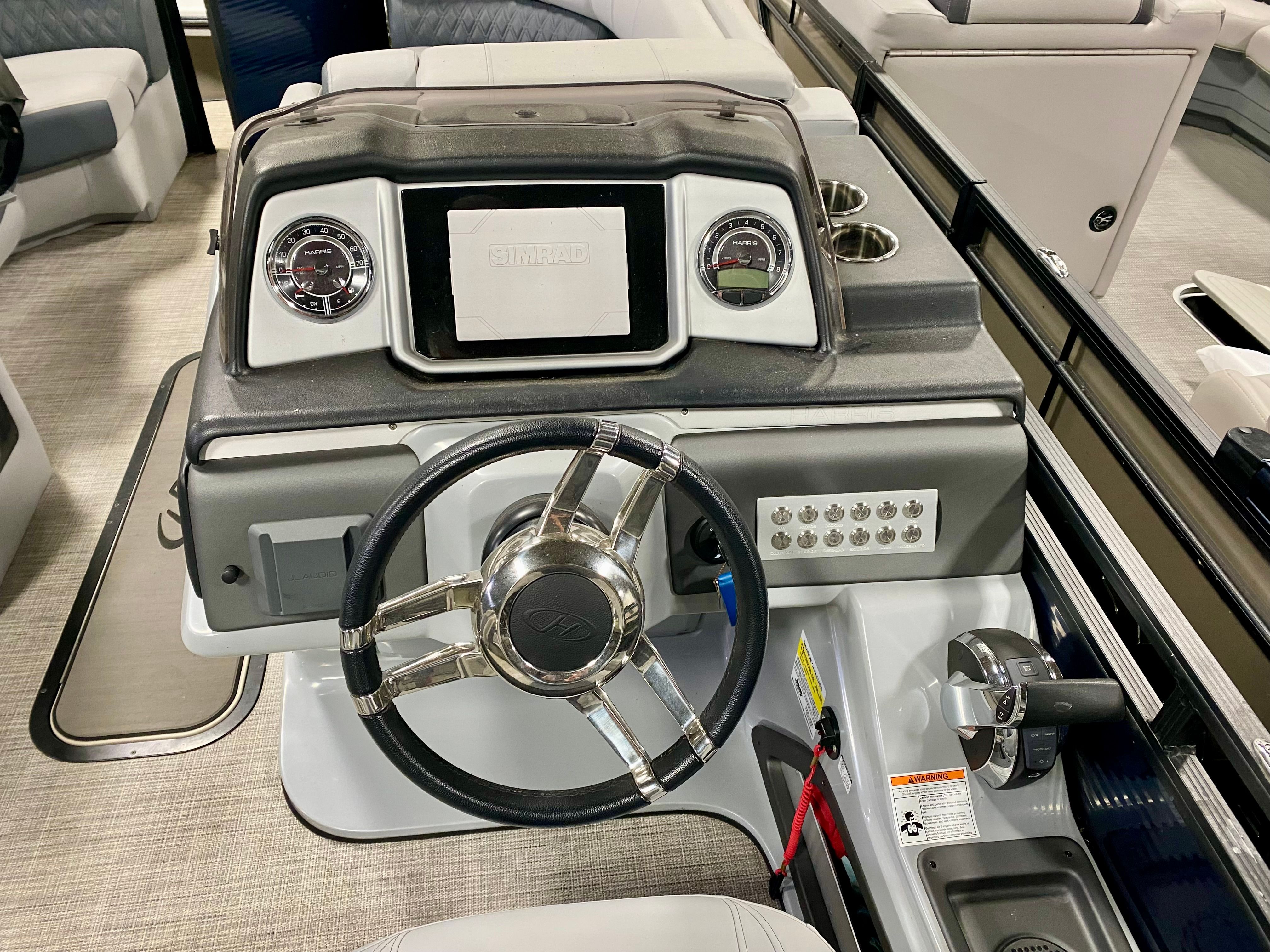 2021 Harris 230 SOLSTICE Image Thumbnail #4