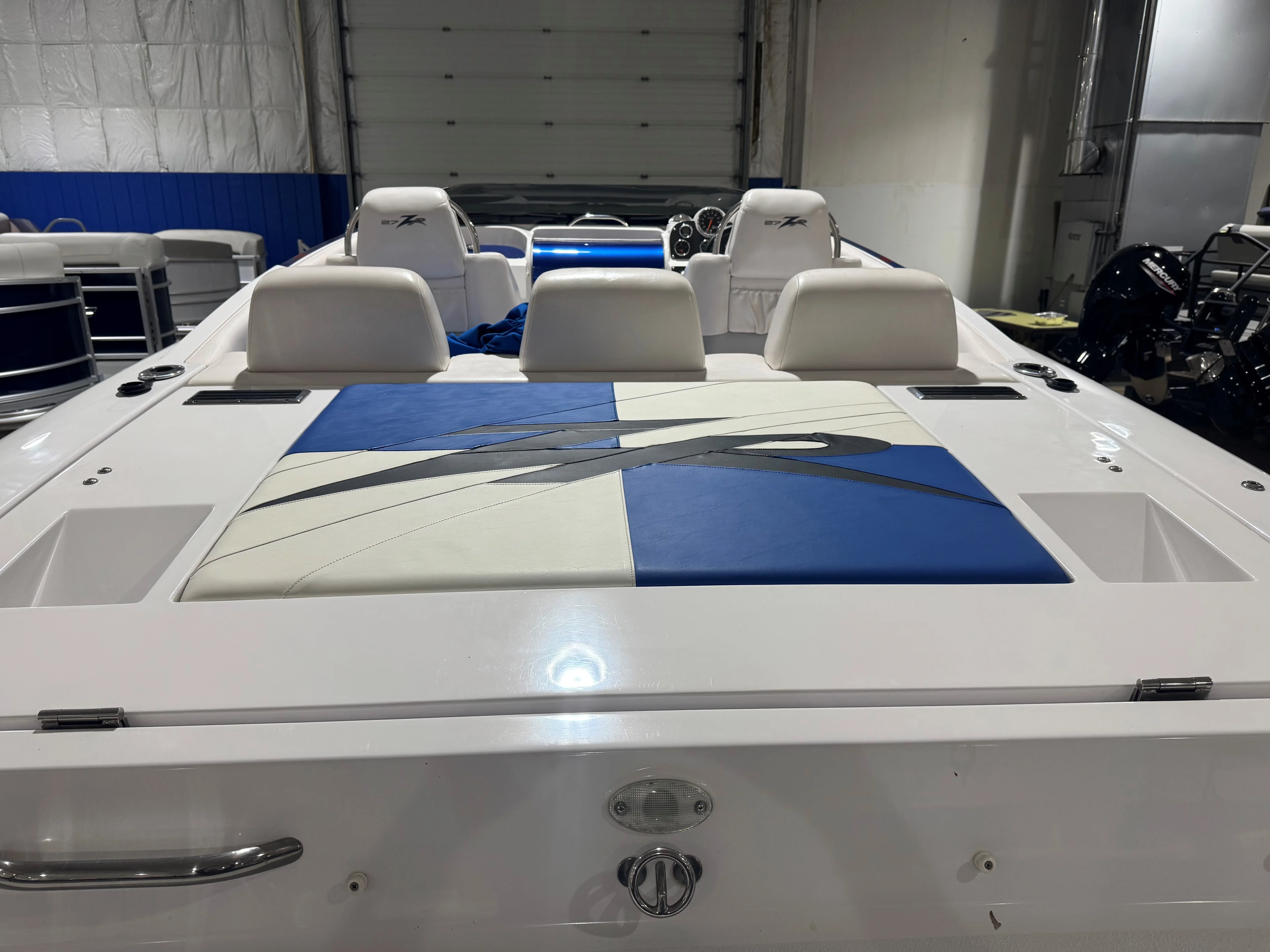 2008 Donzi 27 ZR Image Thumbnail #4