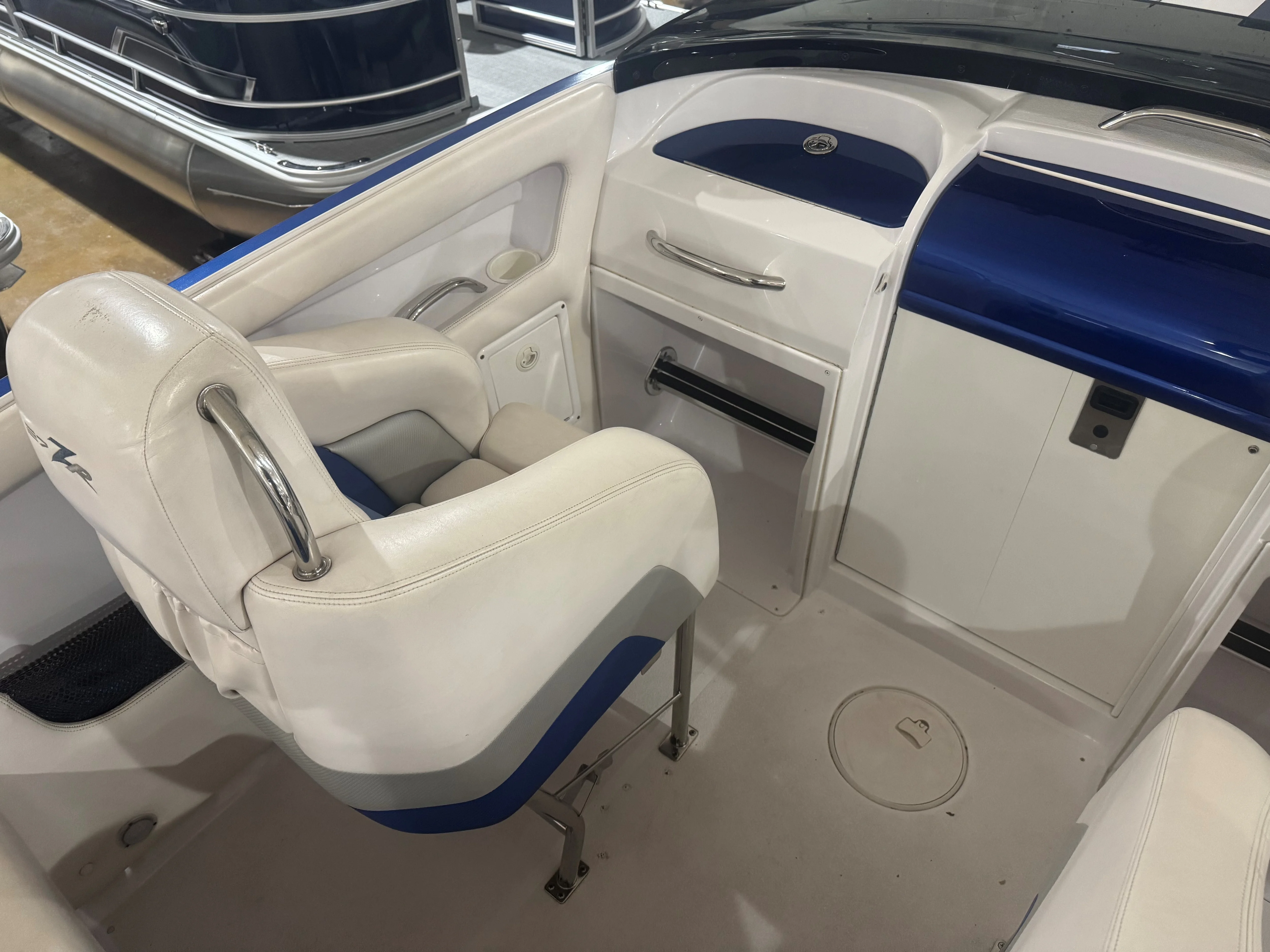 2008 Donzi 27 ZR Image Thumbnail #7