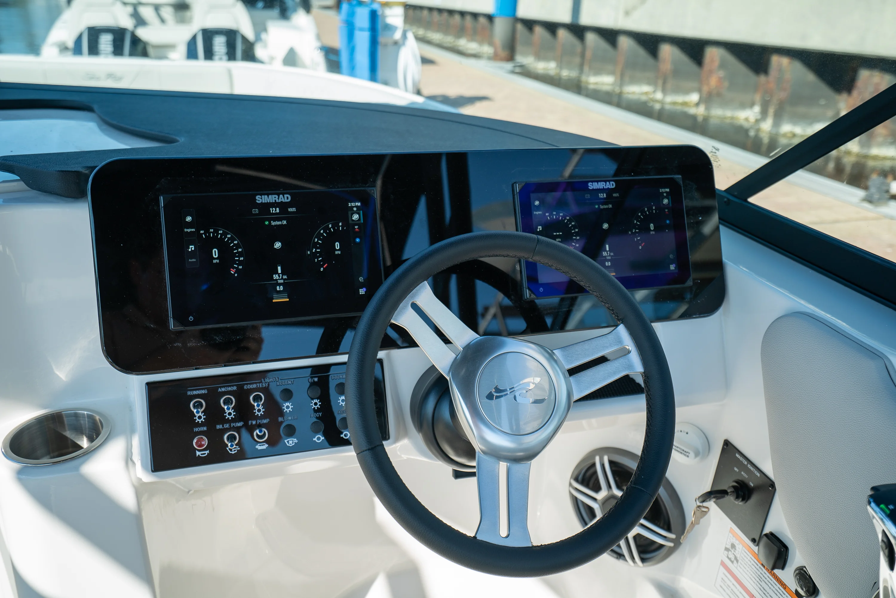 2026 Sea Ray SDX 250 Outboard Image Thumbnail #12