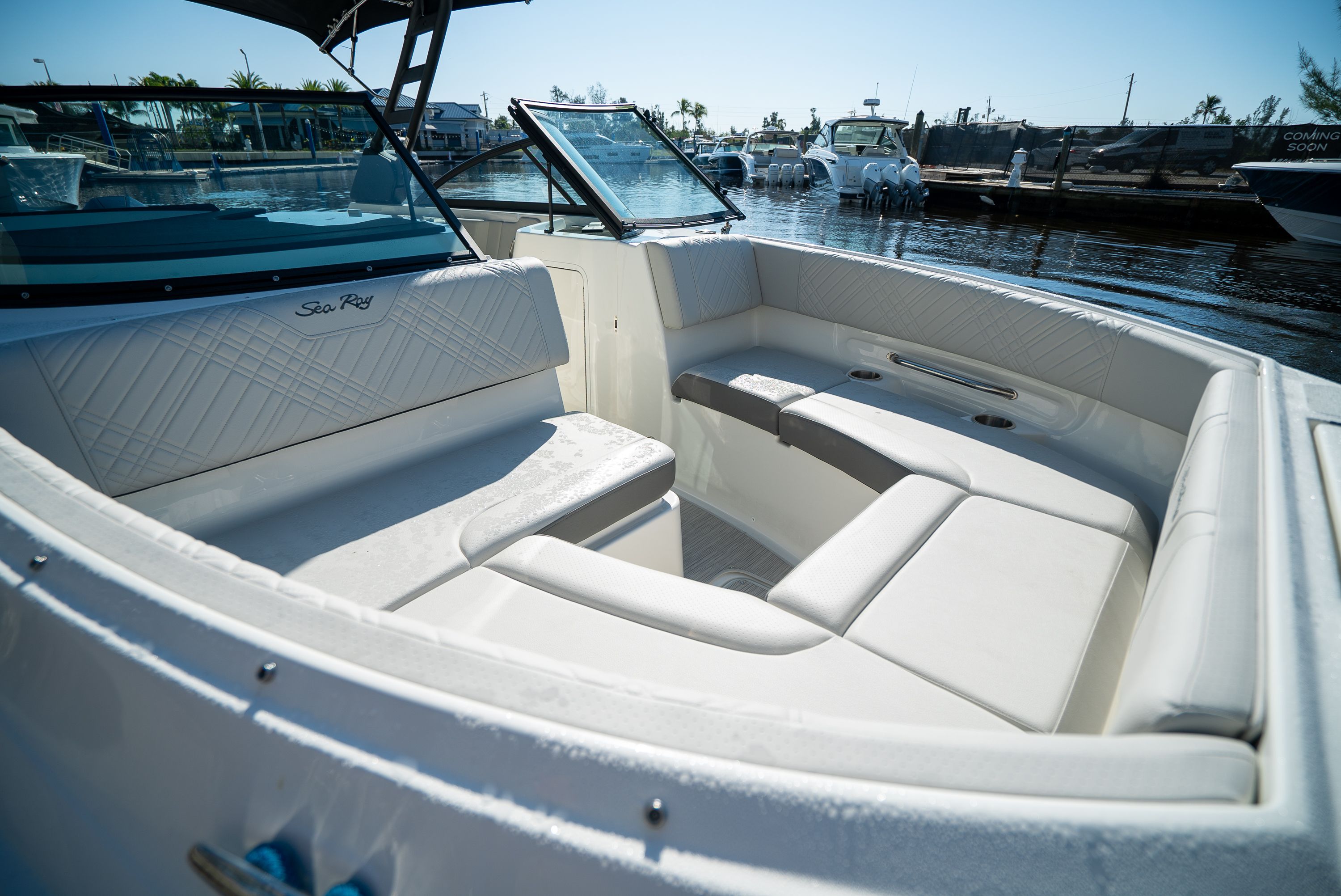 2026 Sea Ray SDX 250 Outboard Image Thumbnail #20