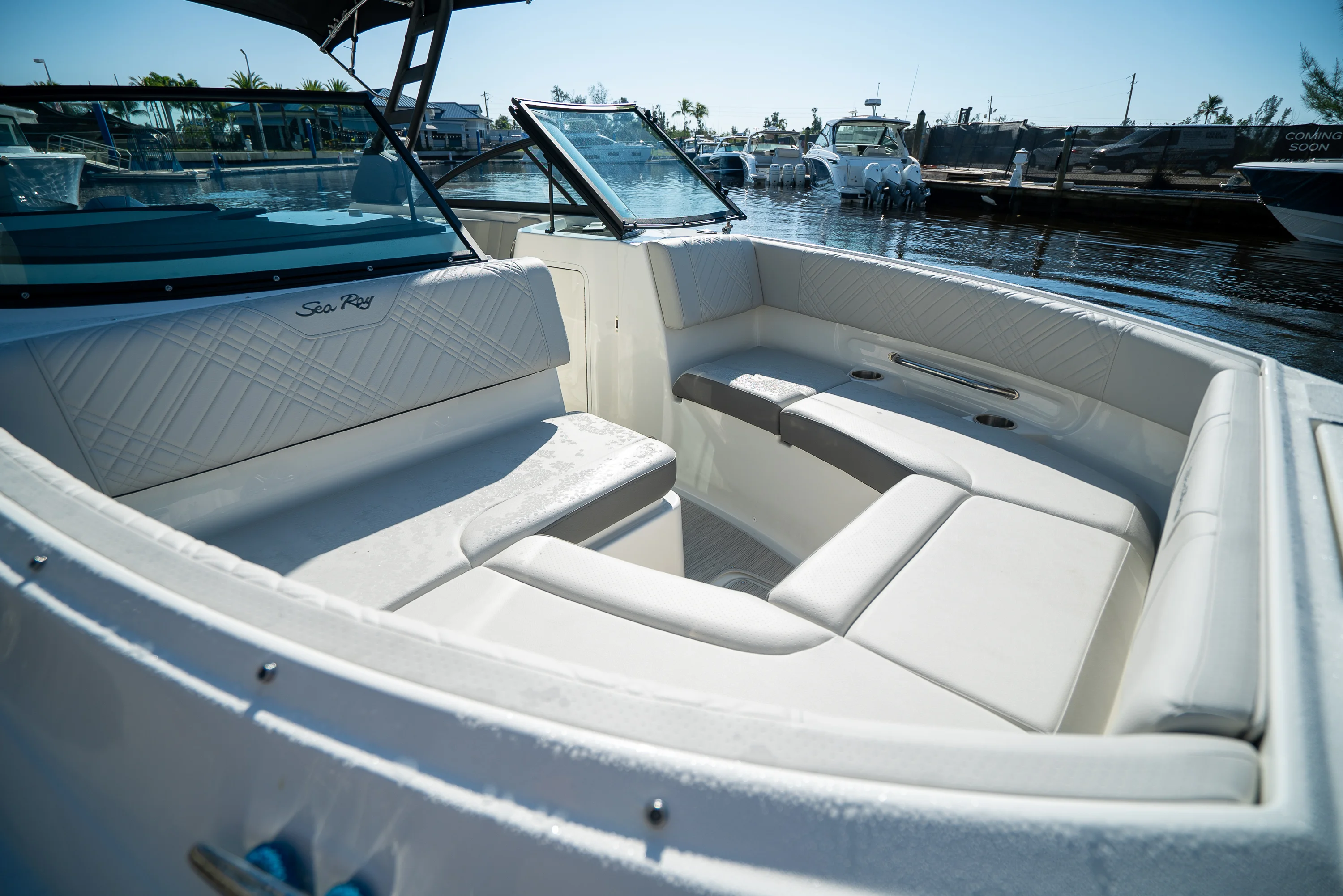 2026 Sea Ray SDX 250 Outboard Image Thumbnail #20