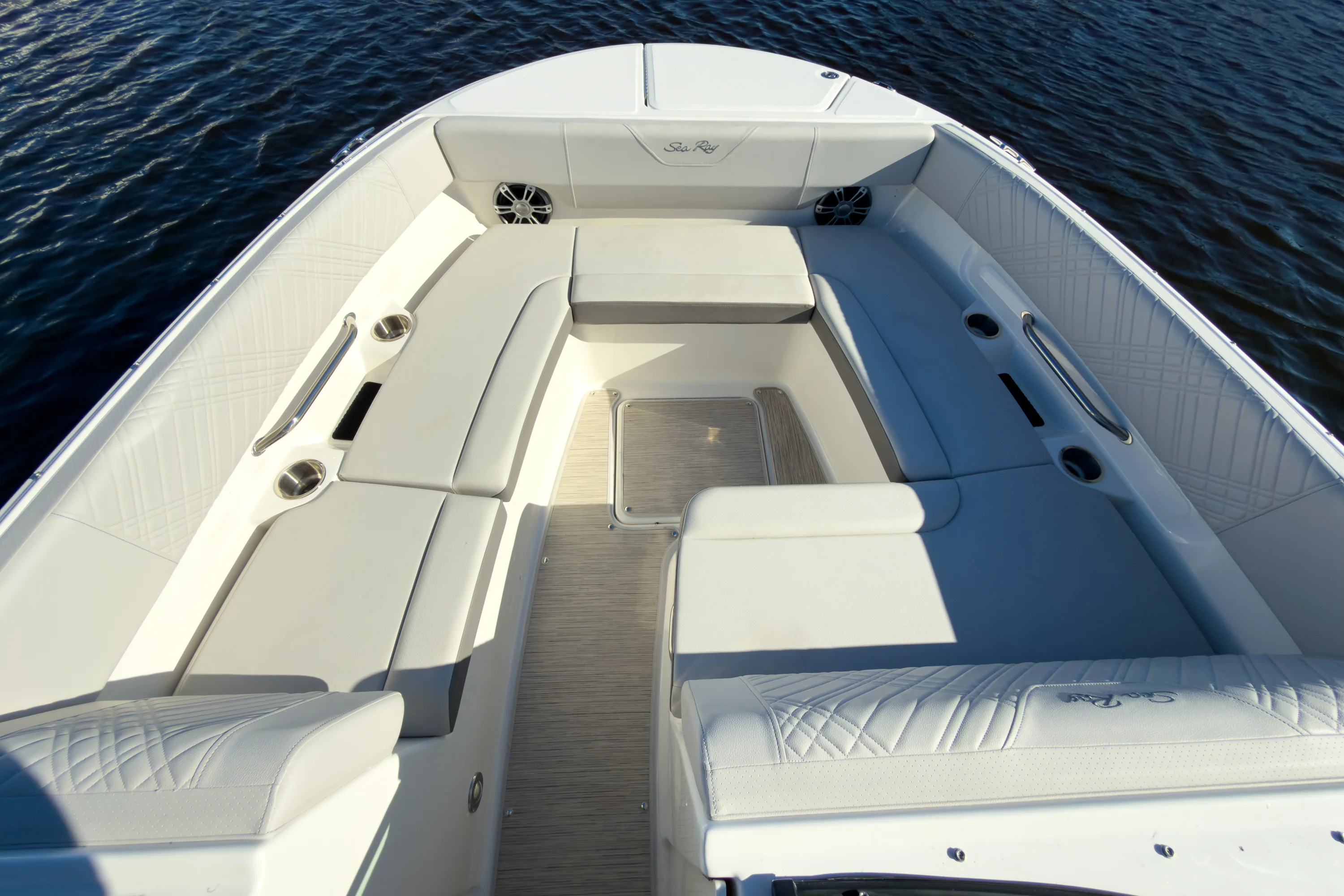 2026 Sea Ray SDX 270 Outboard Image Thumbnail #19