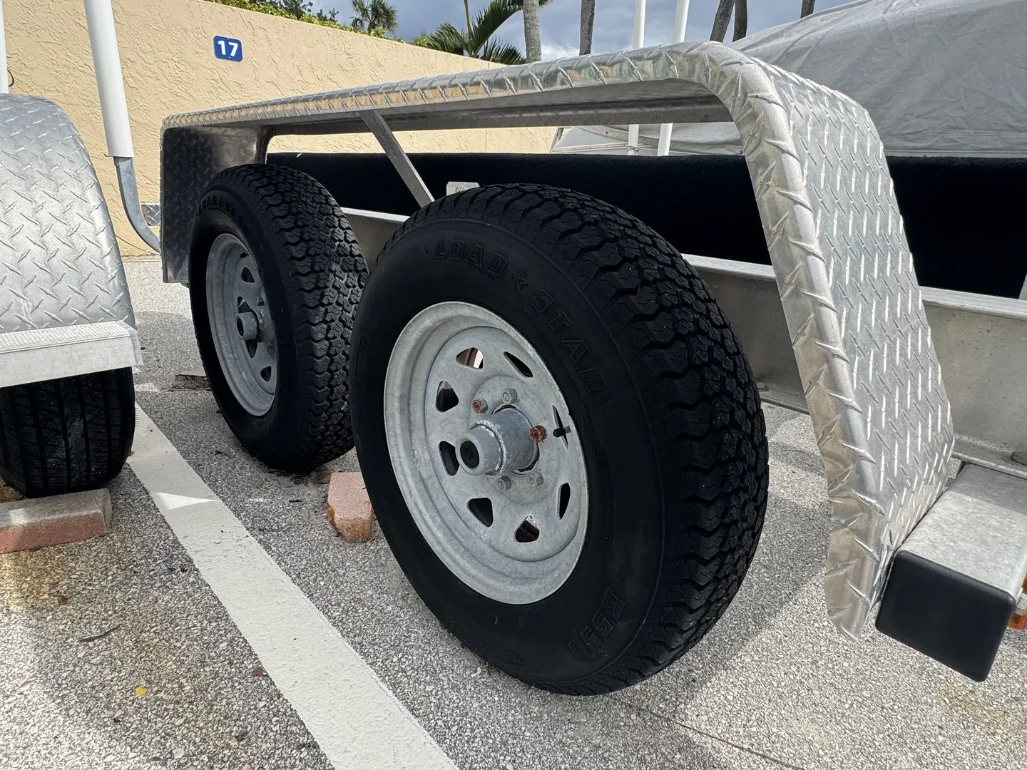 2022 Boston Whaler 230 OUTRAGE Image Thumbnail #33