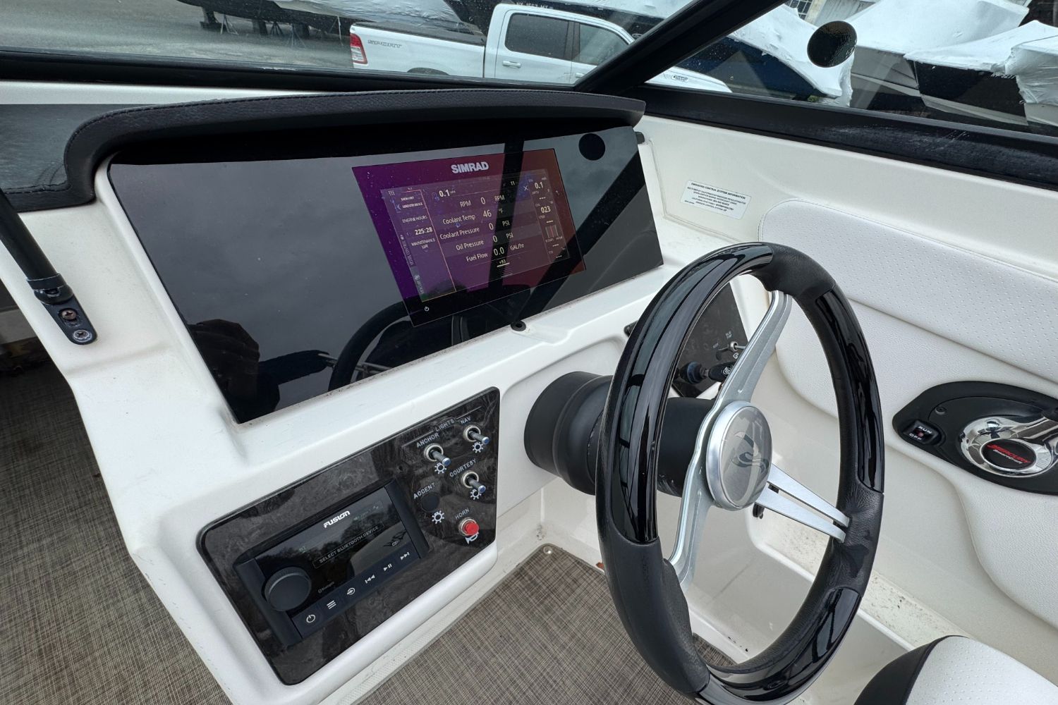 2021 Sea Ray SPX 210 OB Image Thumbnail #12