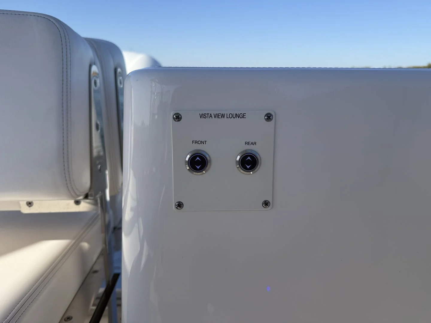 2021 Robalo R317 Image Thumbnail #45