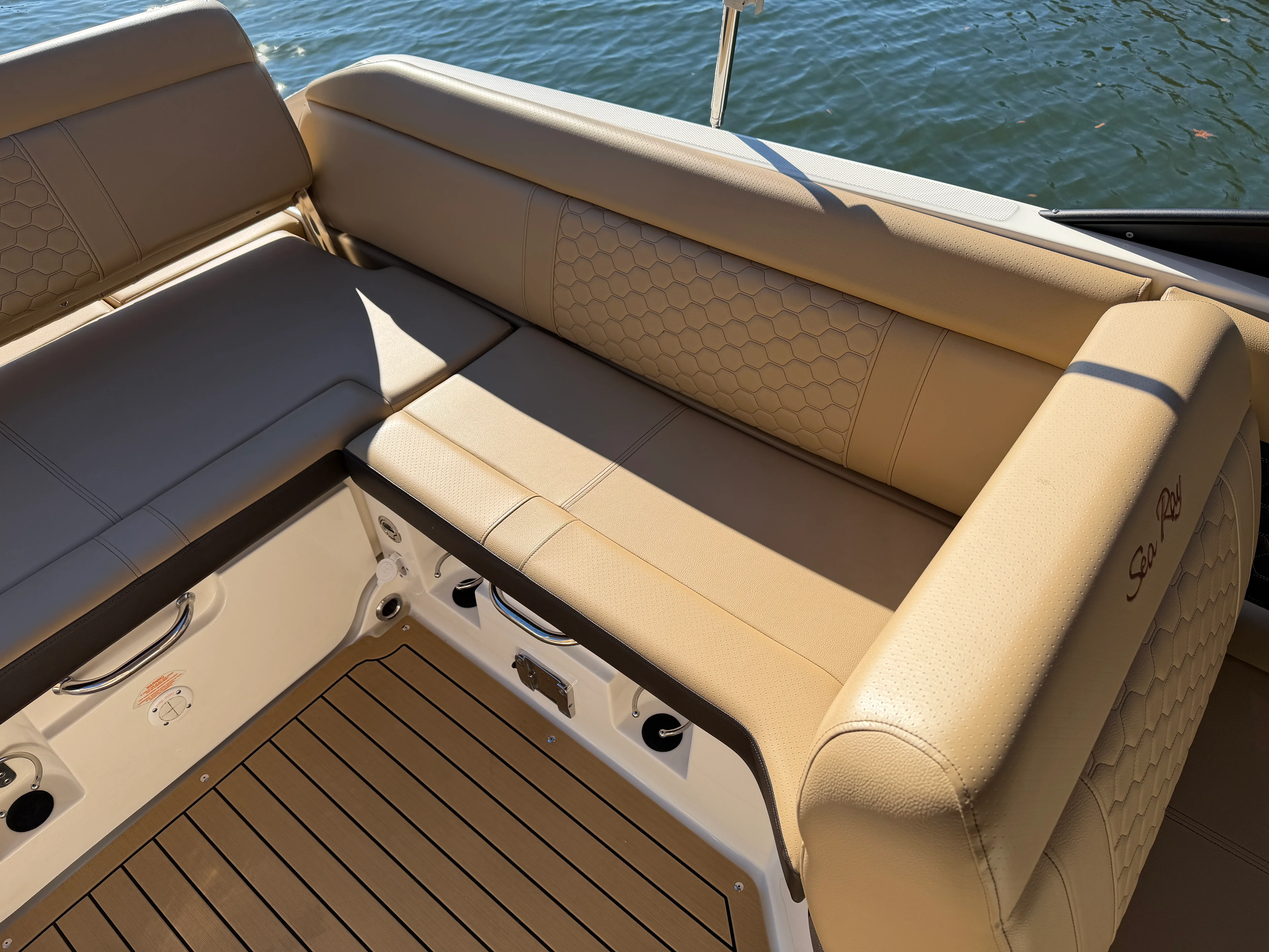 2021 Sea Ray 250 SDX Image Thumbnail #27