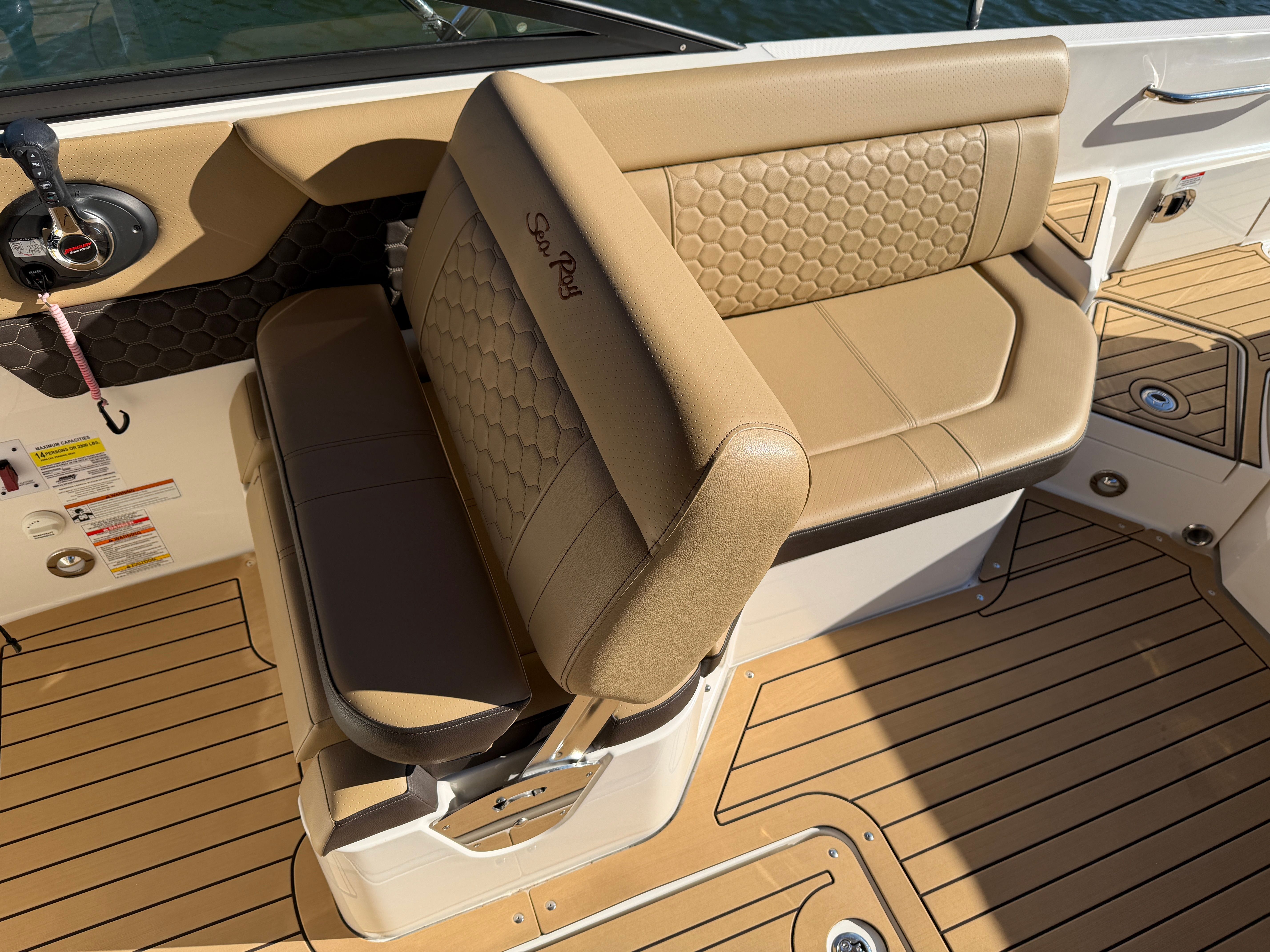 2021 Sea Ray 250 SDX Image Thumbnail #24