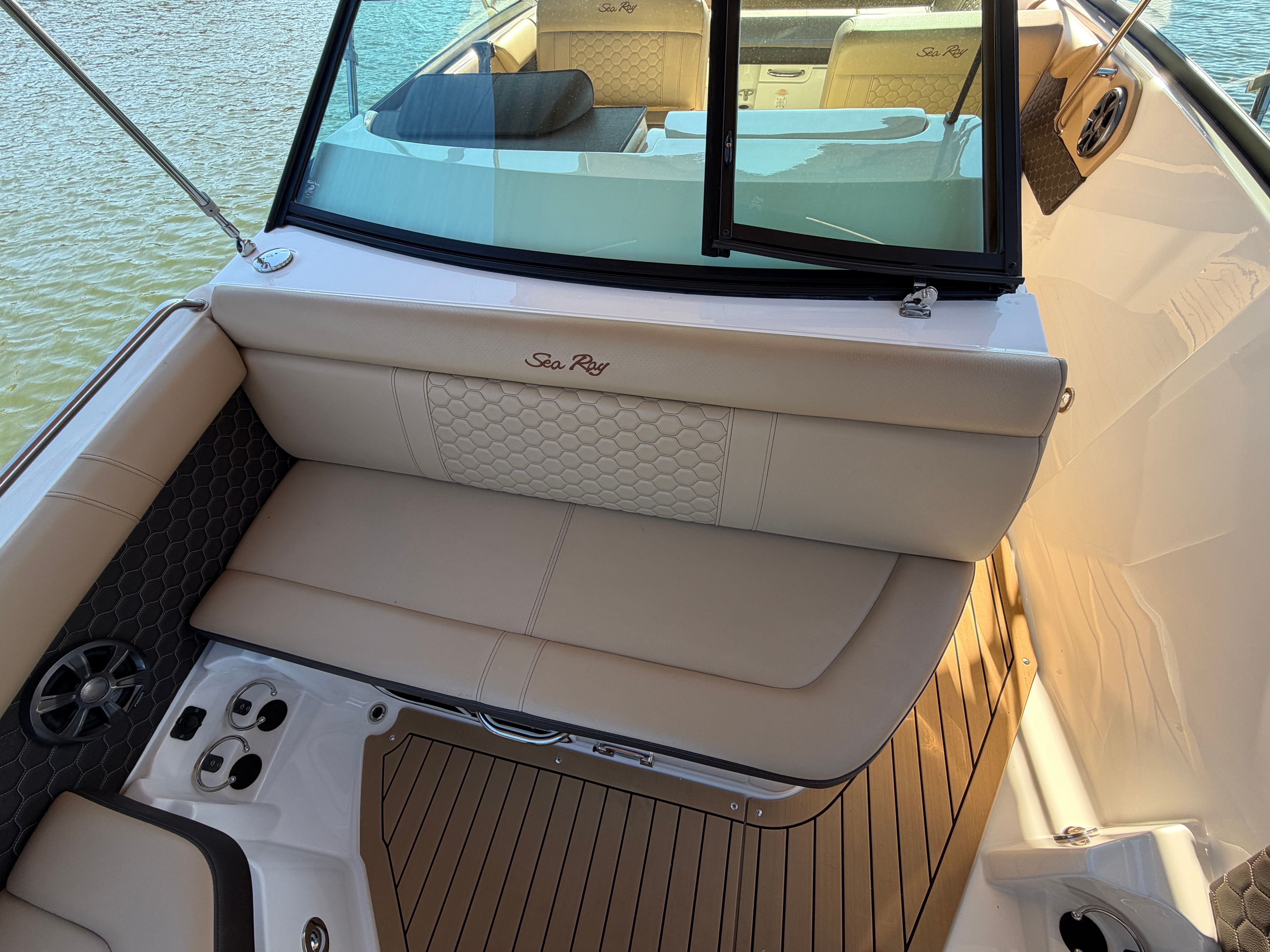 2021 Sea Ray 250 SDX Image Thumbnail #16