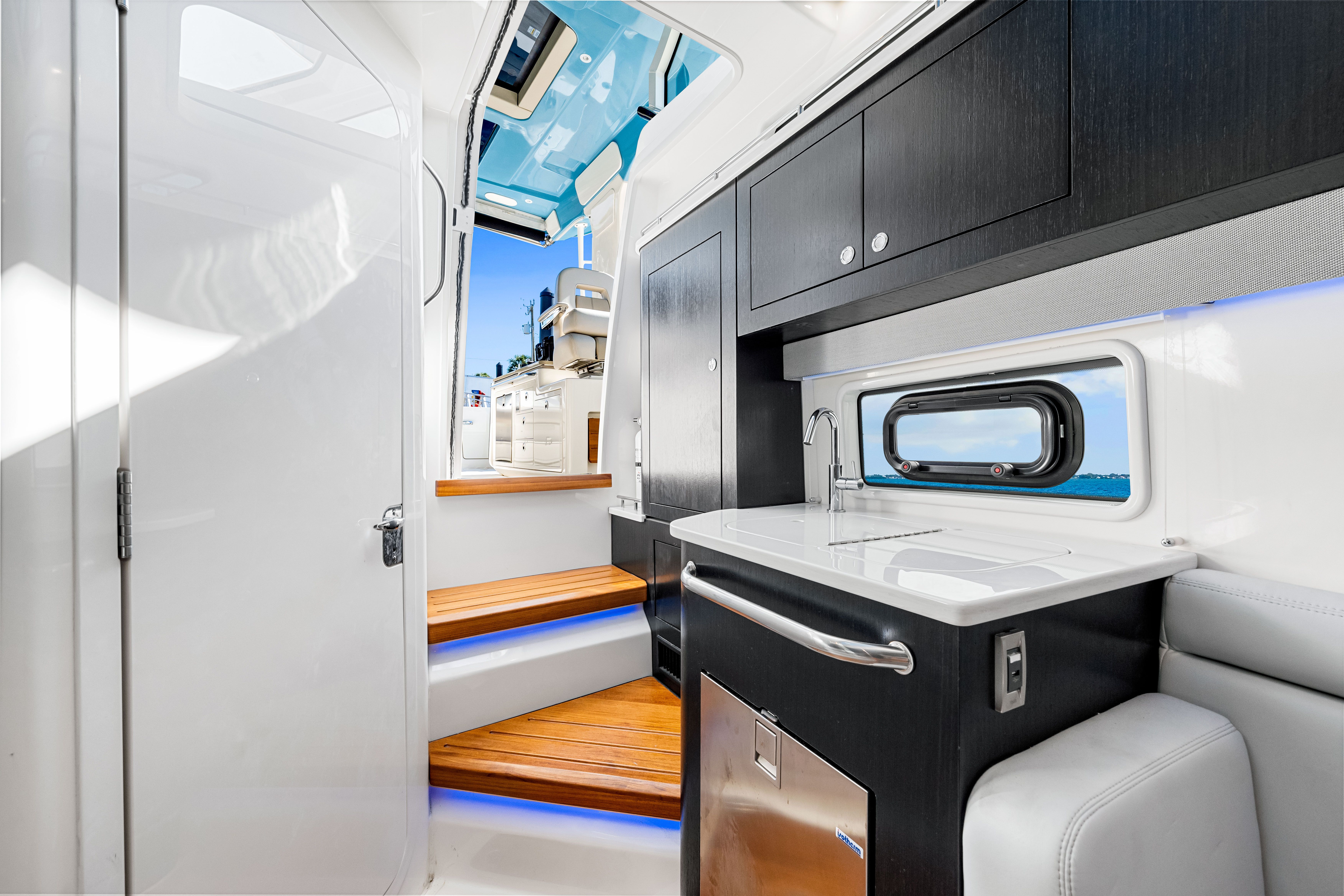 2023 Boston Whaler 380 REALM Image Thumbnail #22