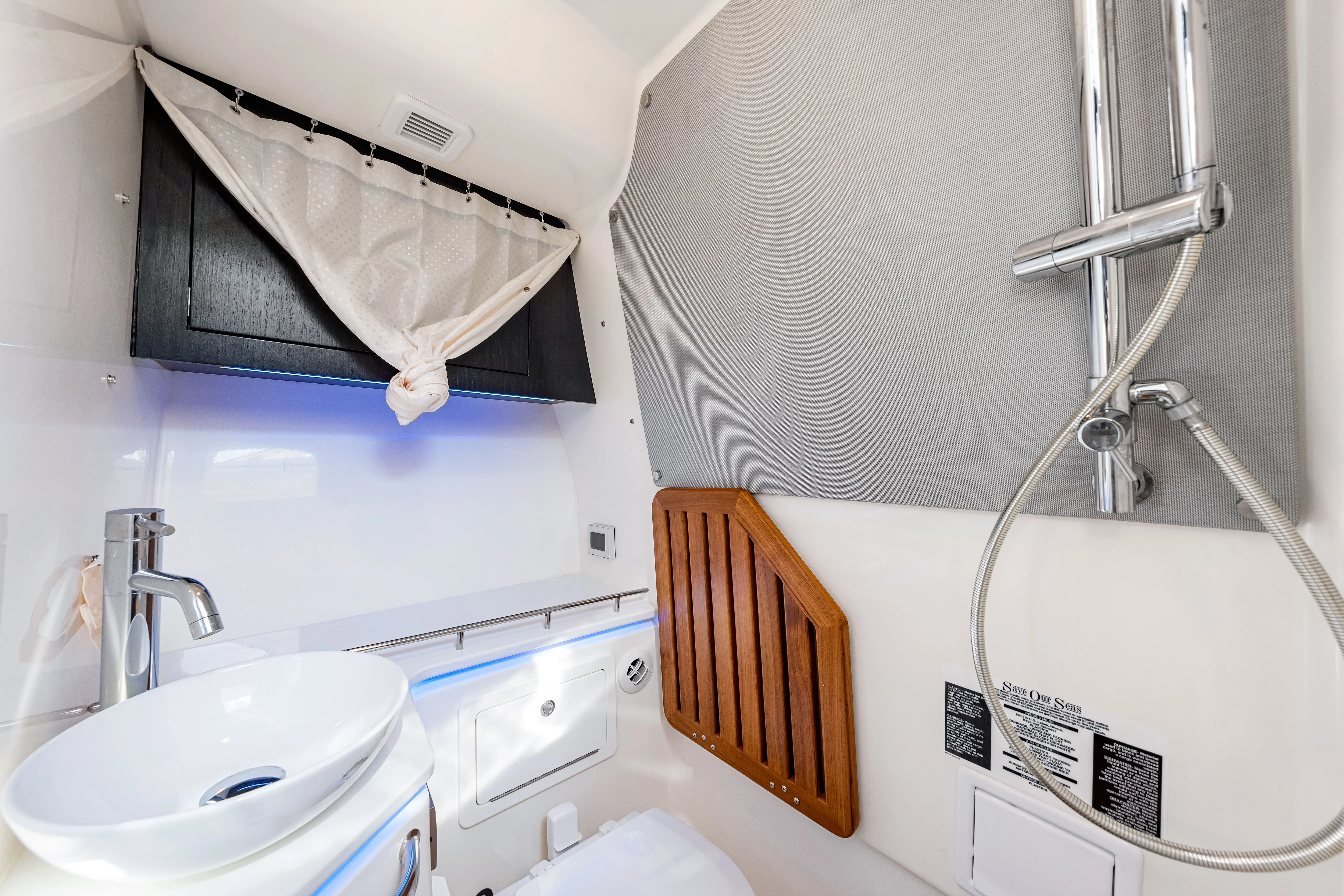 2023 Boston Whaler 380 REALM Image Thumbnail #23