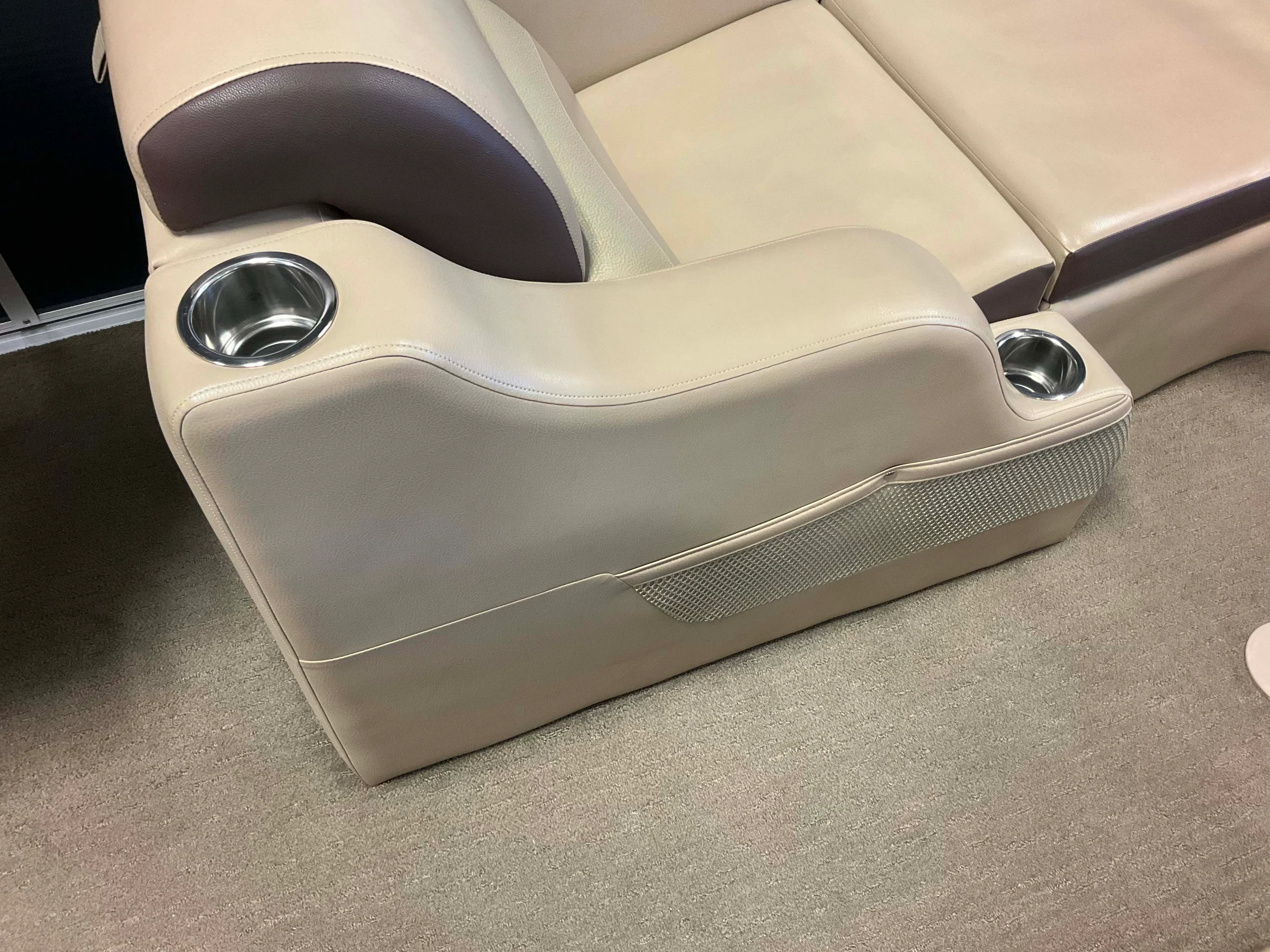 2014 Harris Sunliner 220 Image Thumbnail #48