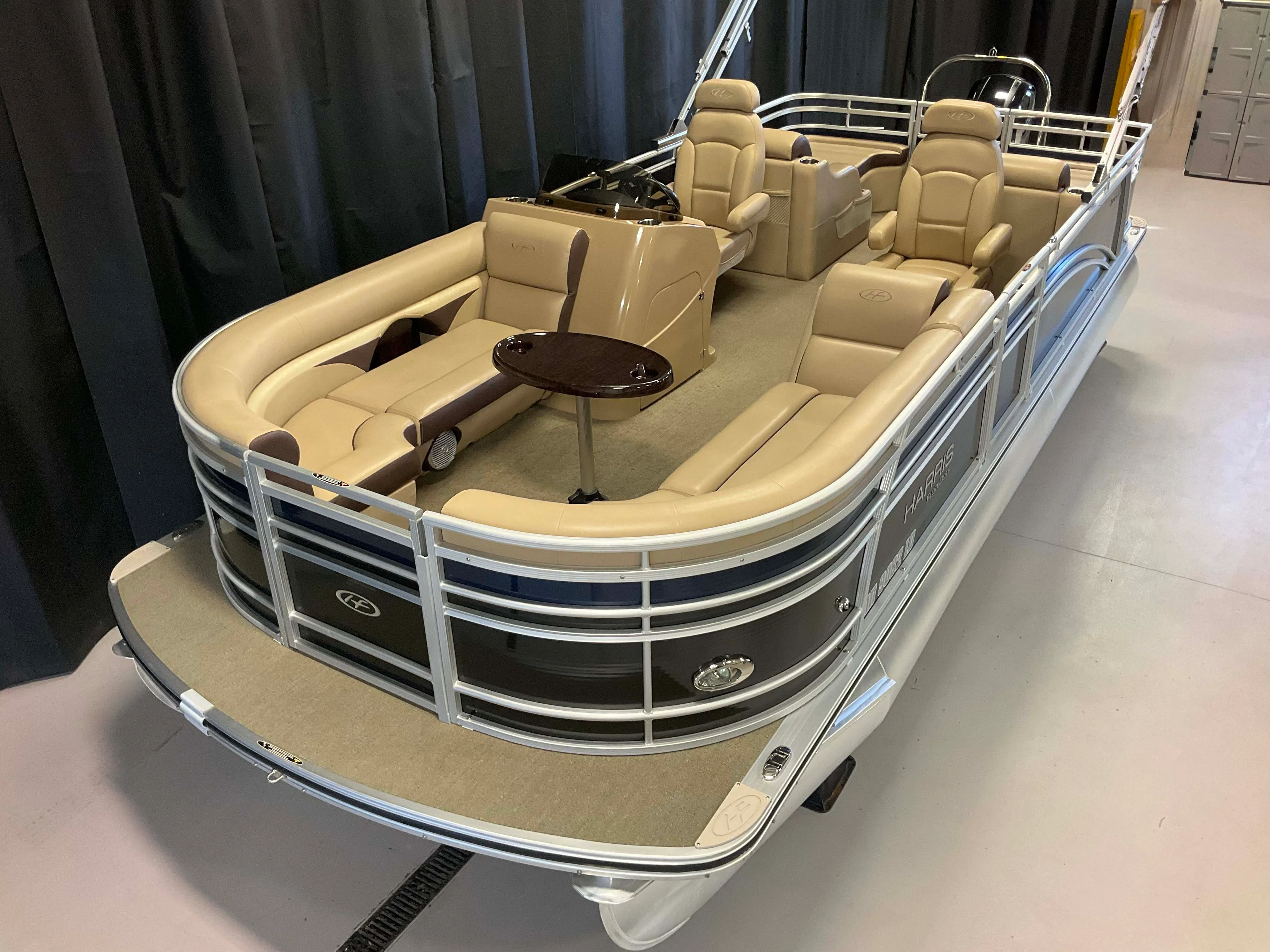 2014 Harris Sunliner 220 Image Thumbnail #14