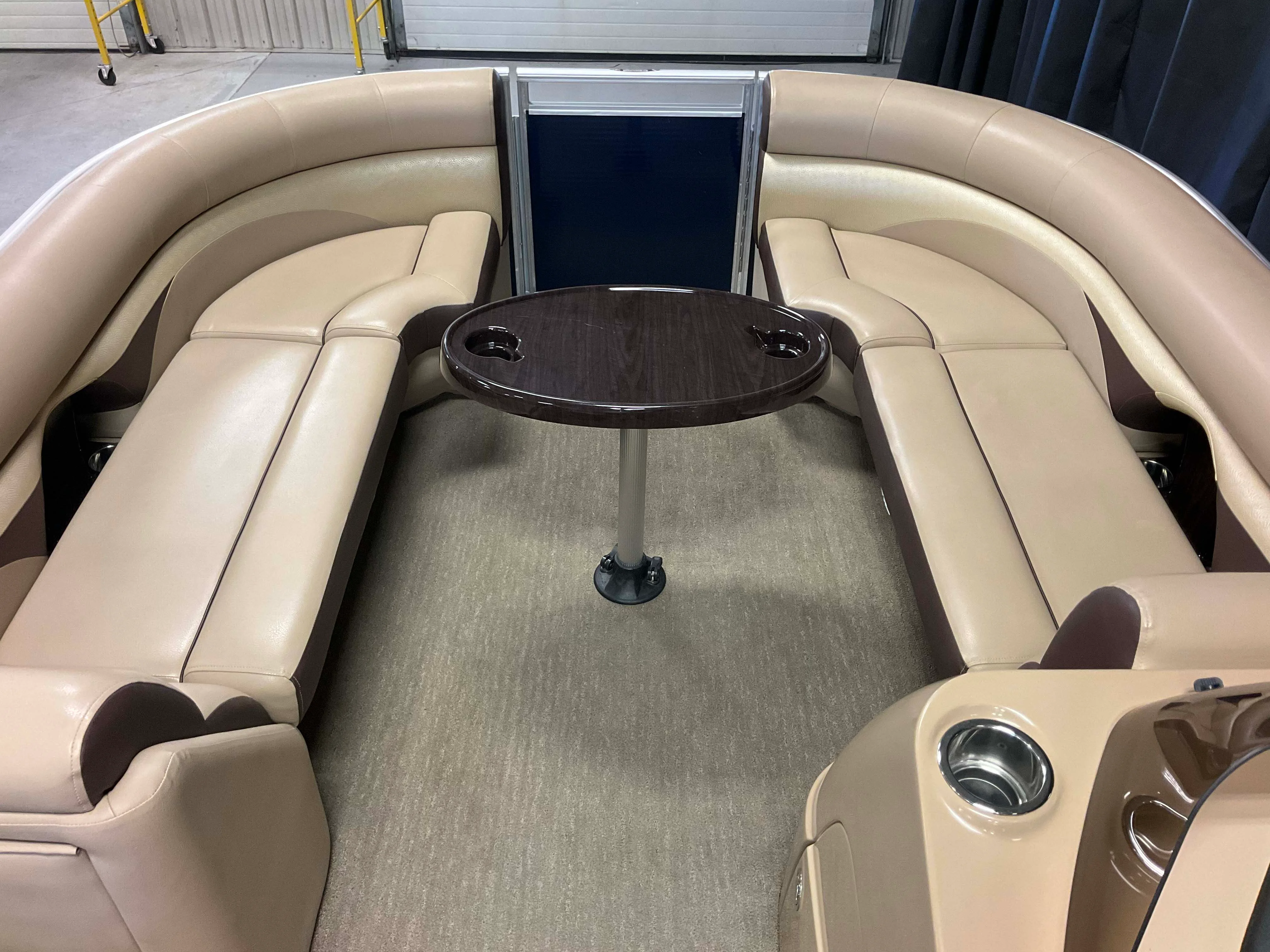 2014 Harris Sunliner 220 Image Thumbnail #19