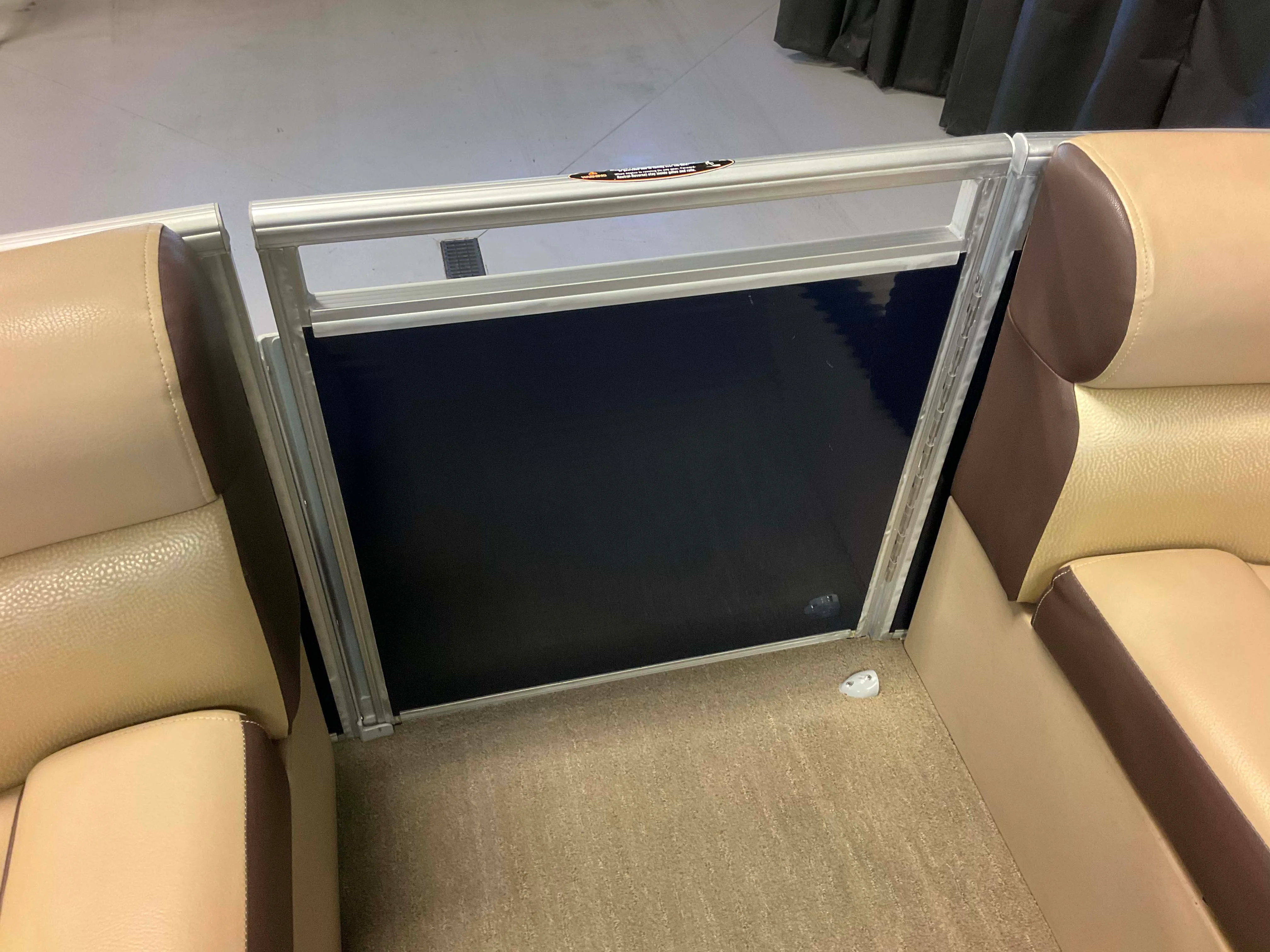 2014 Harris Sunliner 220 Image Thumbnail #17