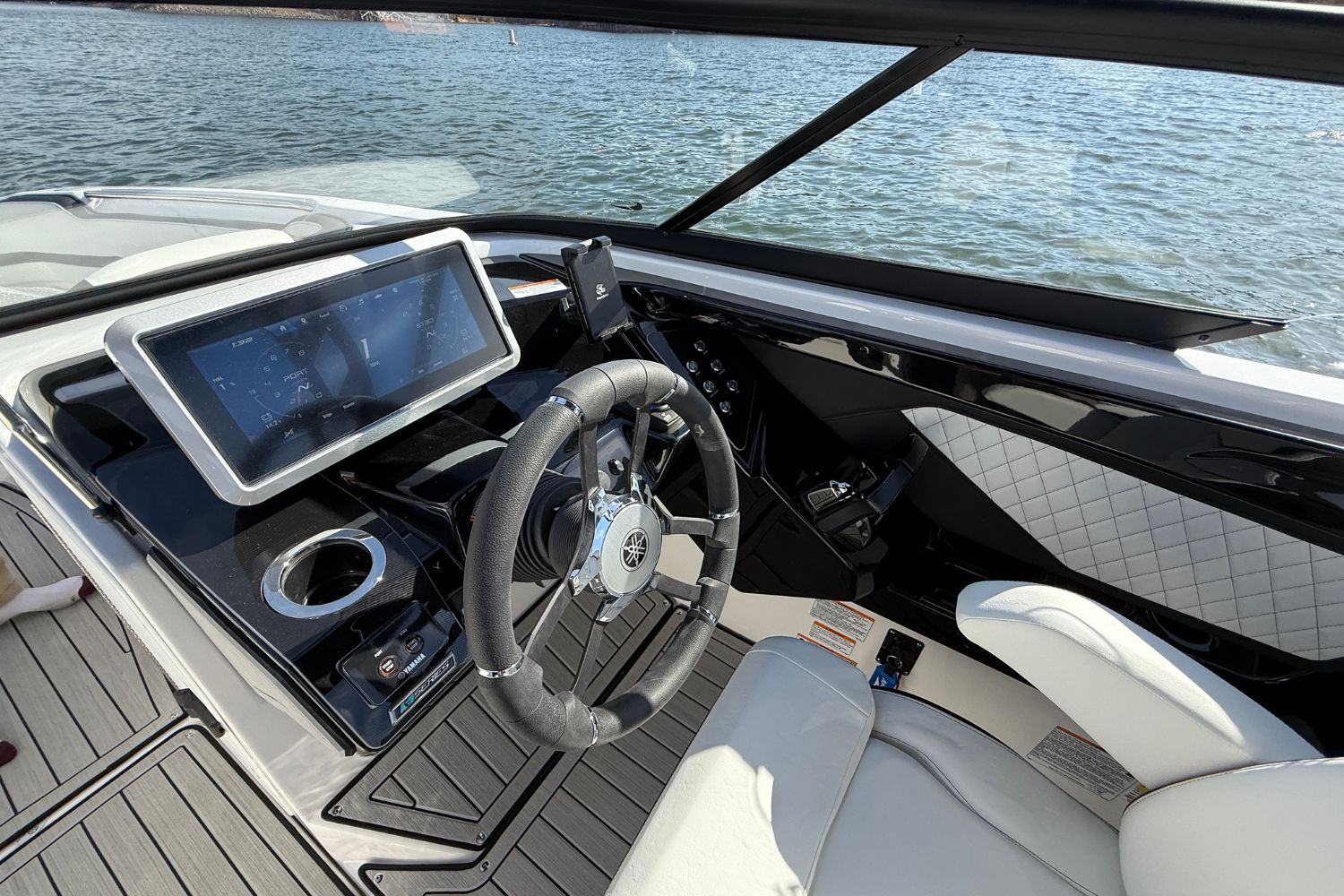 2026 Yamaha 252SE Image Thumbnail #17