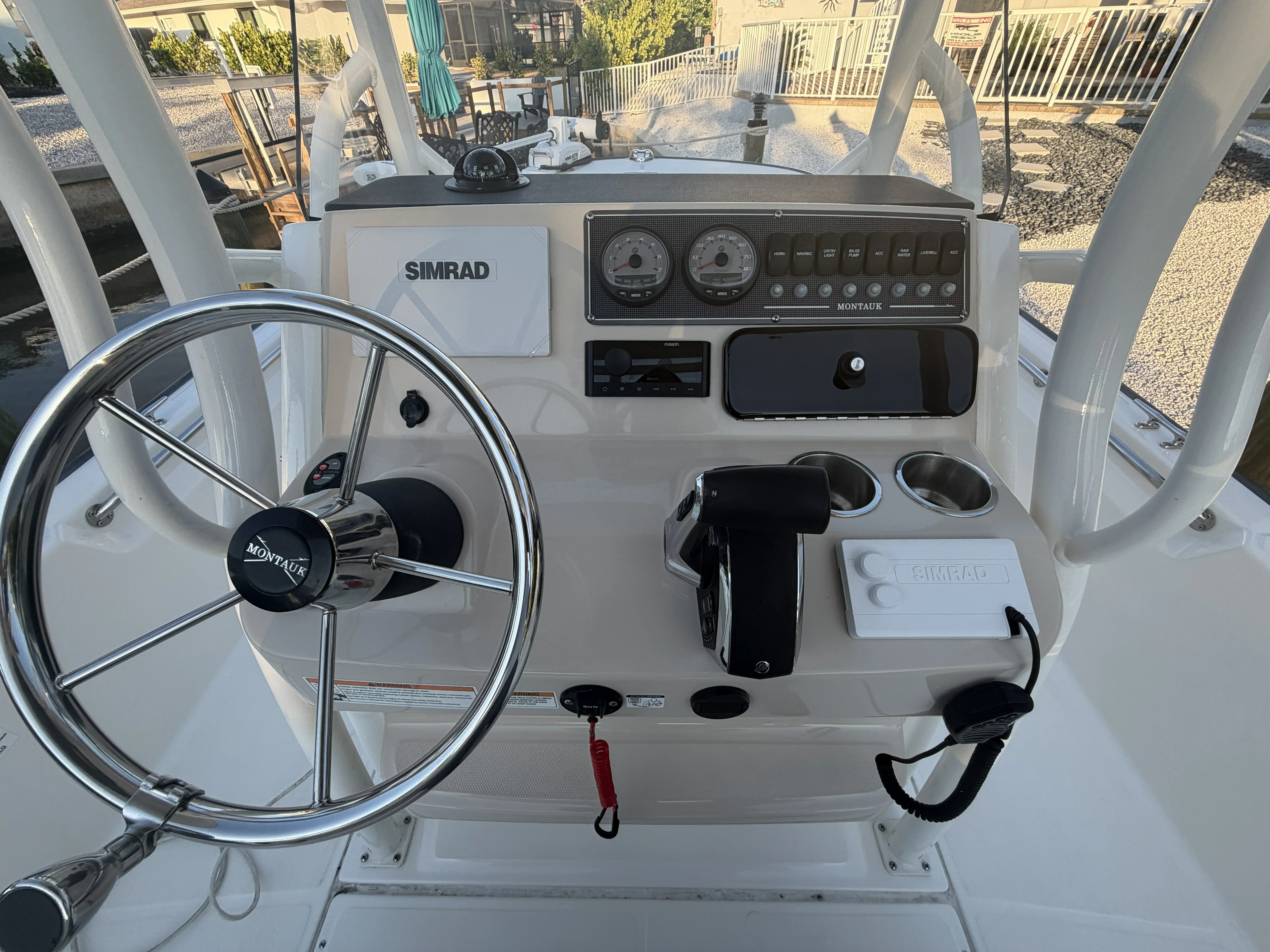 2024 Boston Whaler 210 MONTAUK Image Thumbnail #28