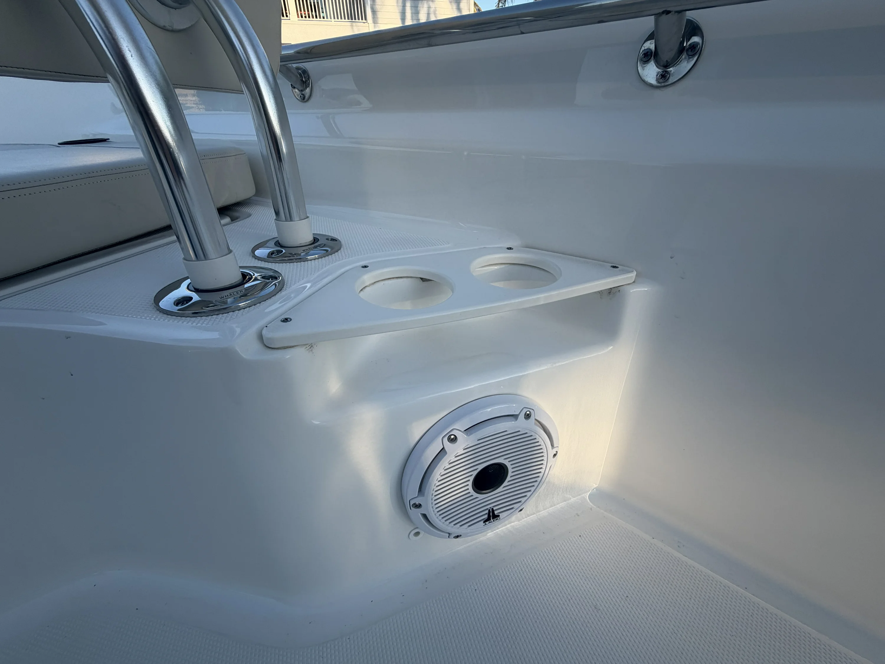 2024 Boston Whaler 210 MONTAUK Image Thumbnail #19