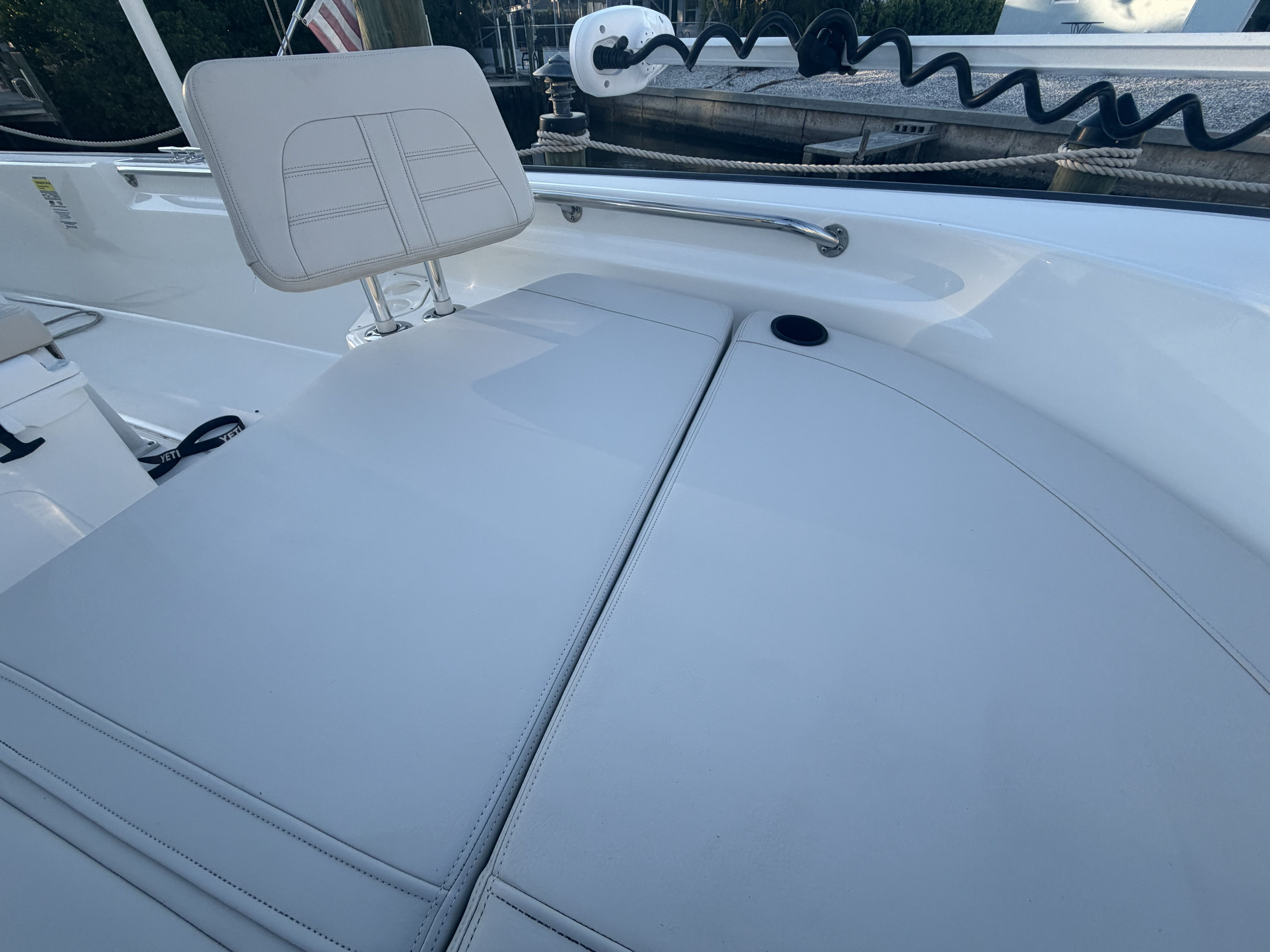 2024 Boston Whaler 210 MONTAUK Image Thumbnail #15