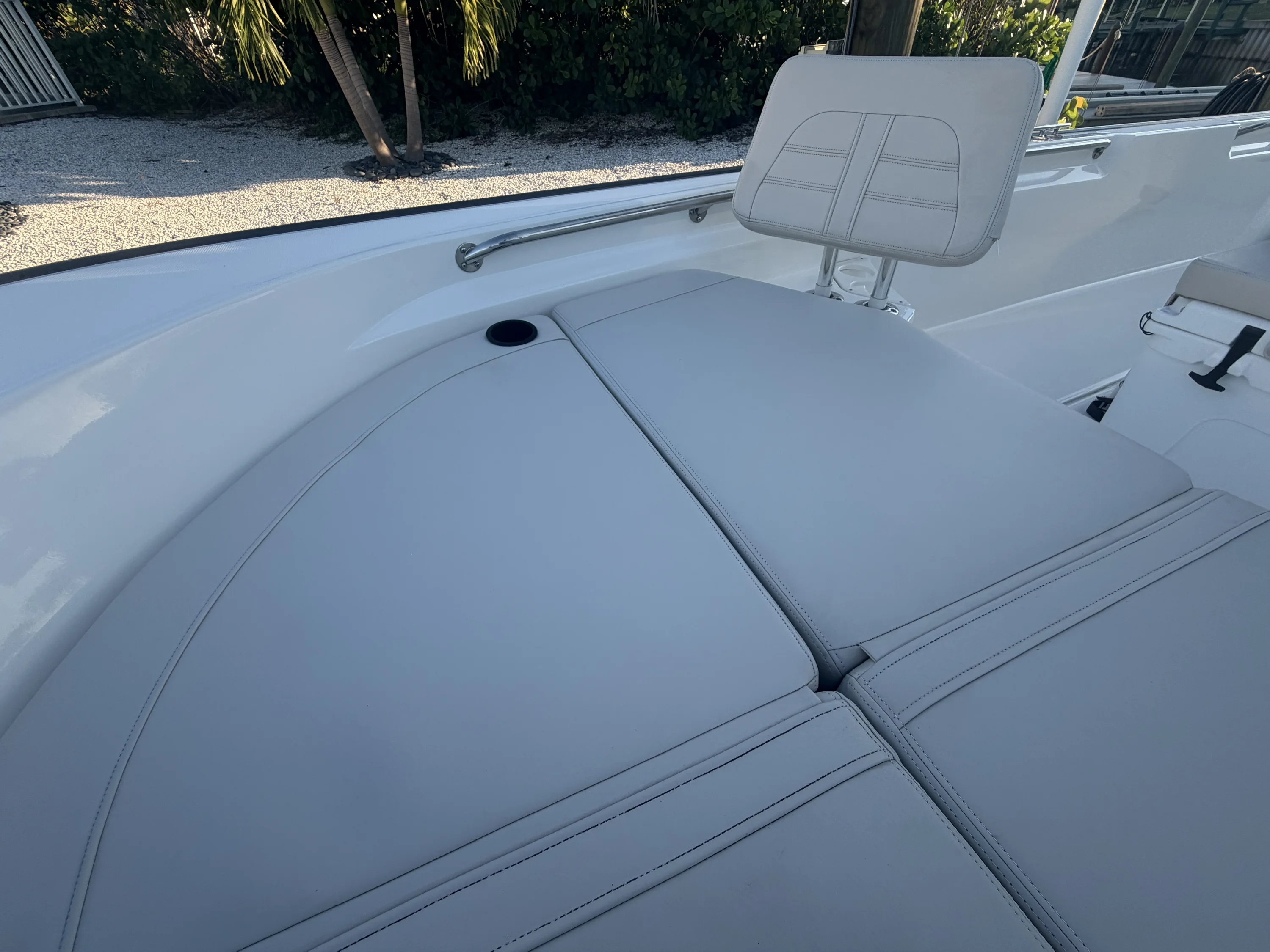 2024 Boston Whaler 210 MONTAUK Image Thumbnail #16