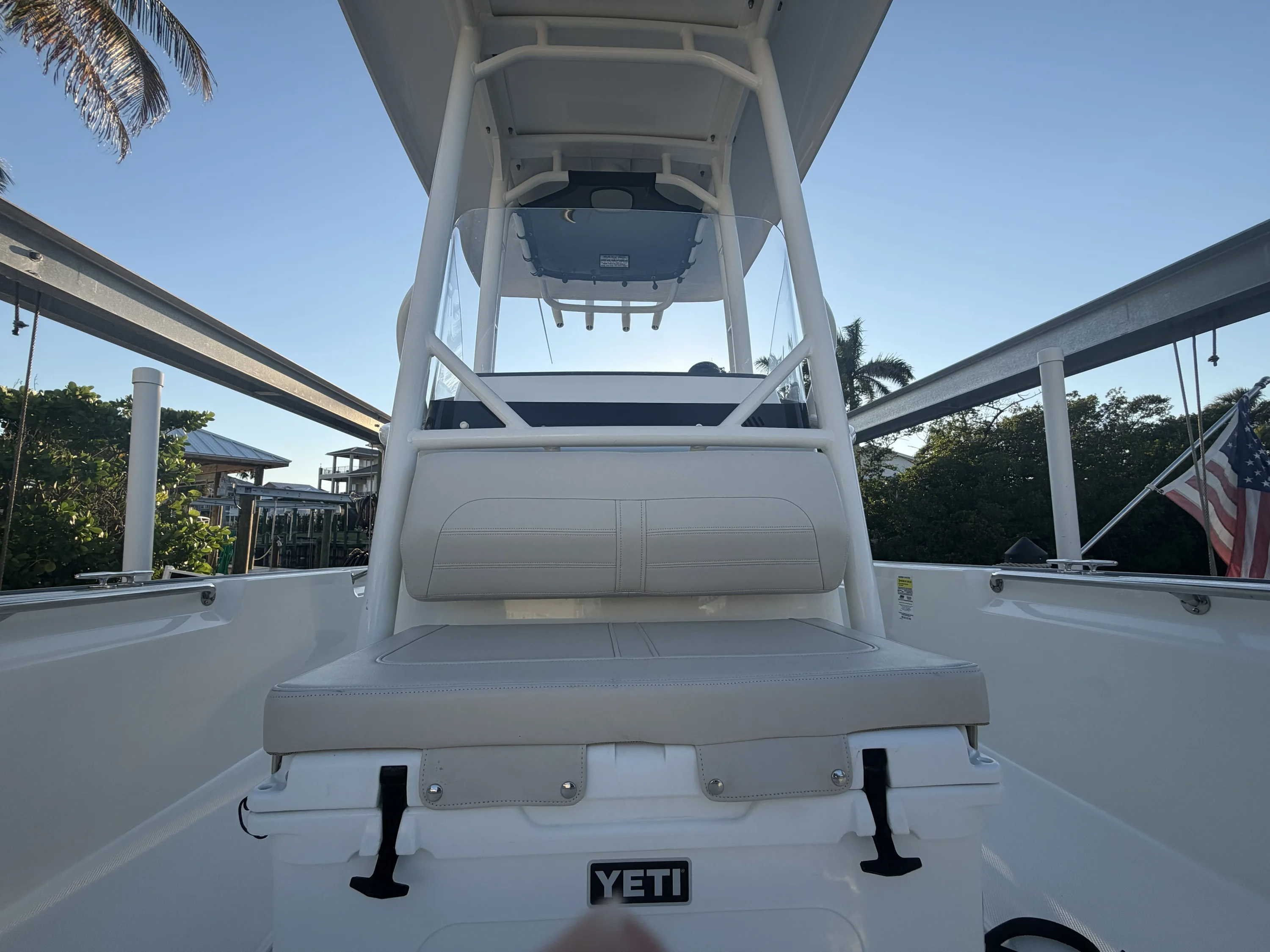 2024 Boston Whaler 210 MONTAUK Image Thumbnail #21