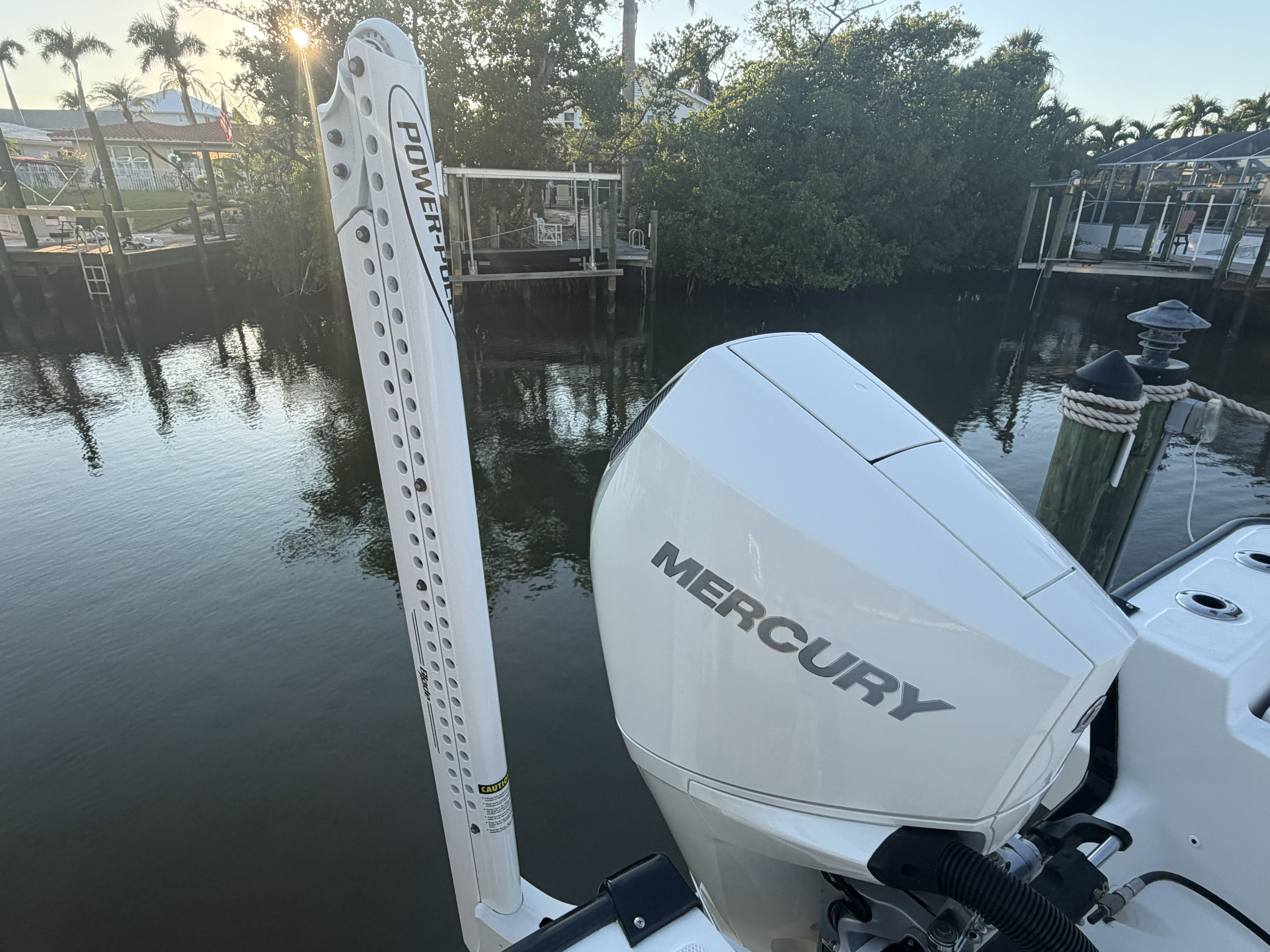 2024 Boston Whaler 210 MONTAUK Image Thumbnail #40