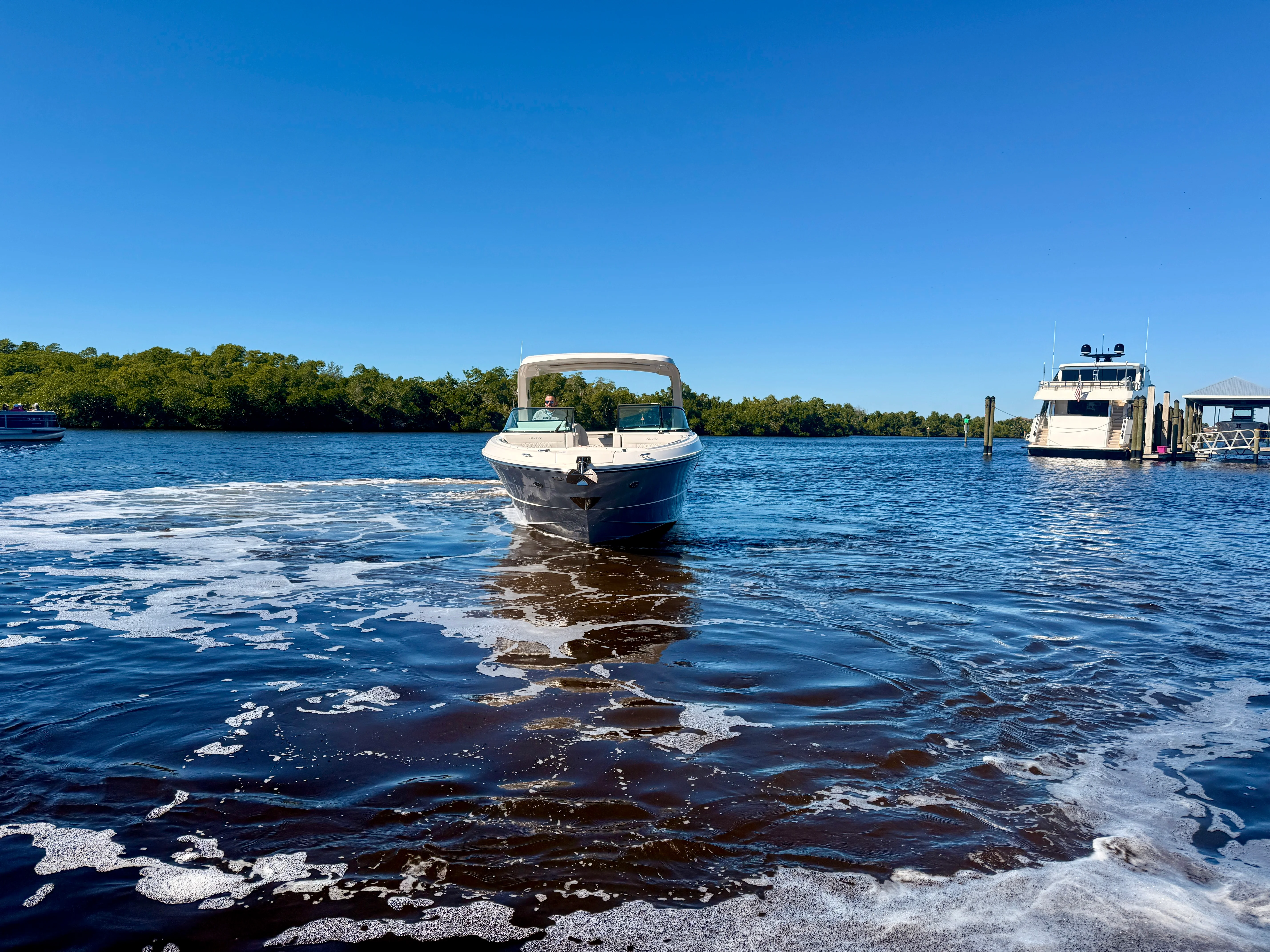 2022 Sea Ray 310 SLX-OB Image Thumbnail #5