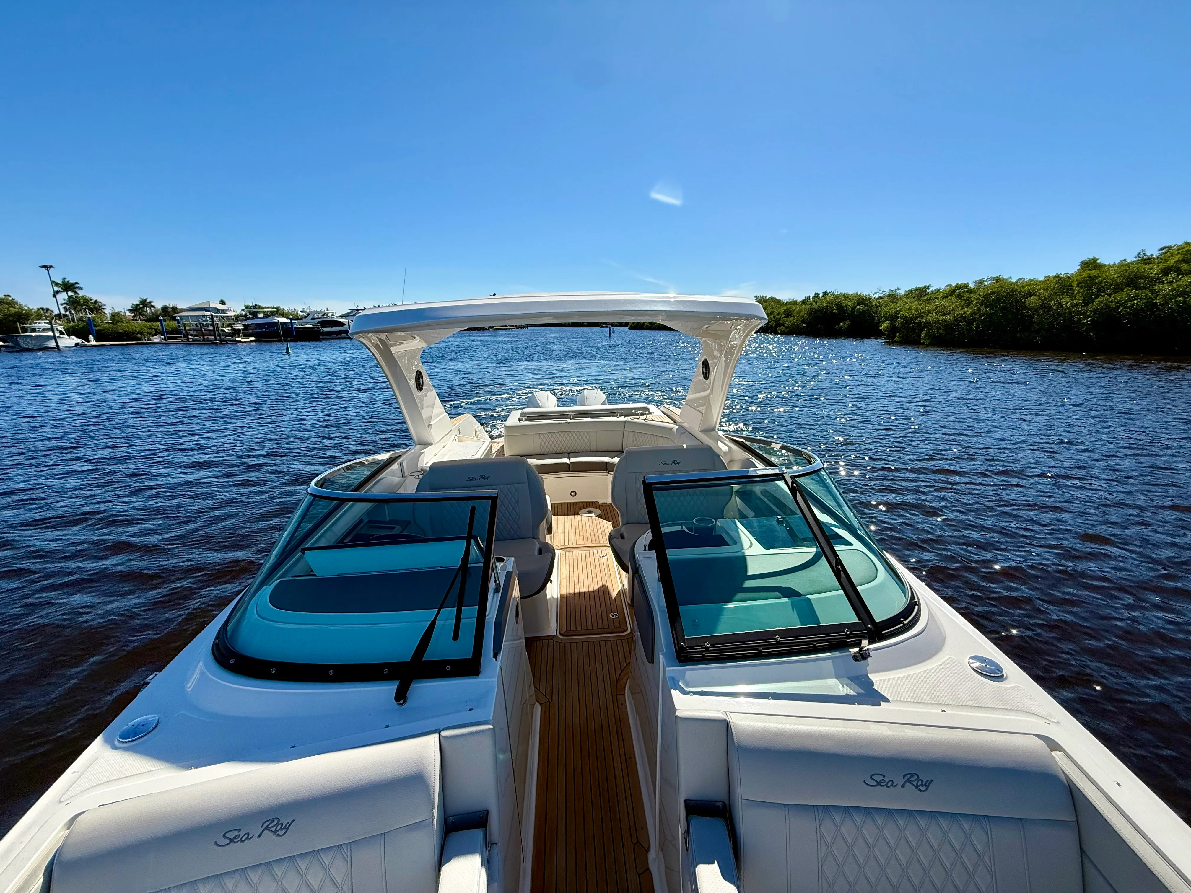 2022 Sea Ray 310 SLX-OB Image Thumbnail #38