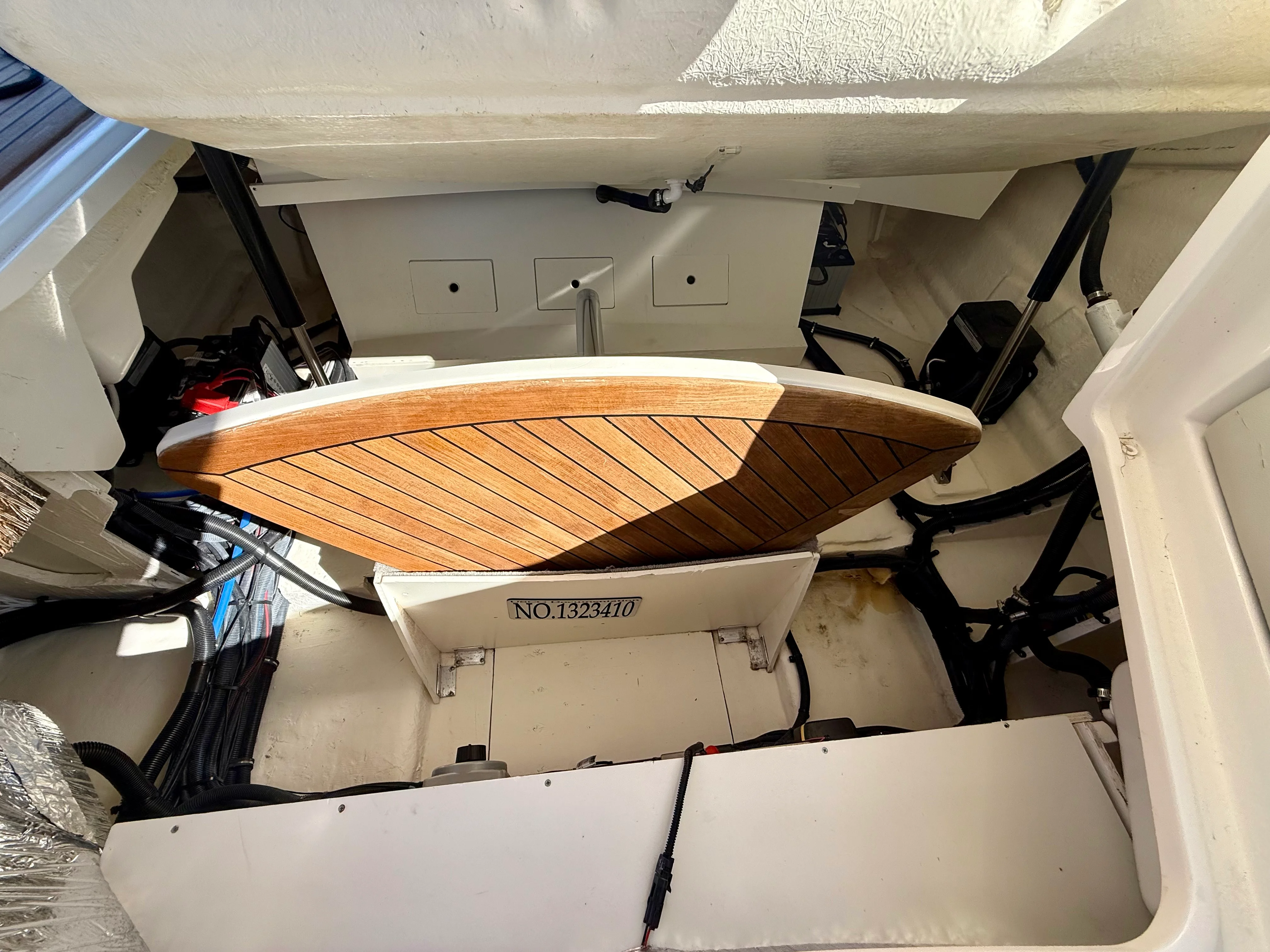 2022 Sea Ray 310 SLX-OB Image Thumbnail #16