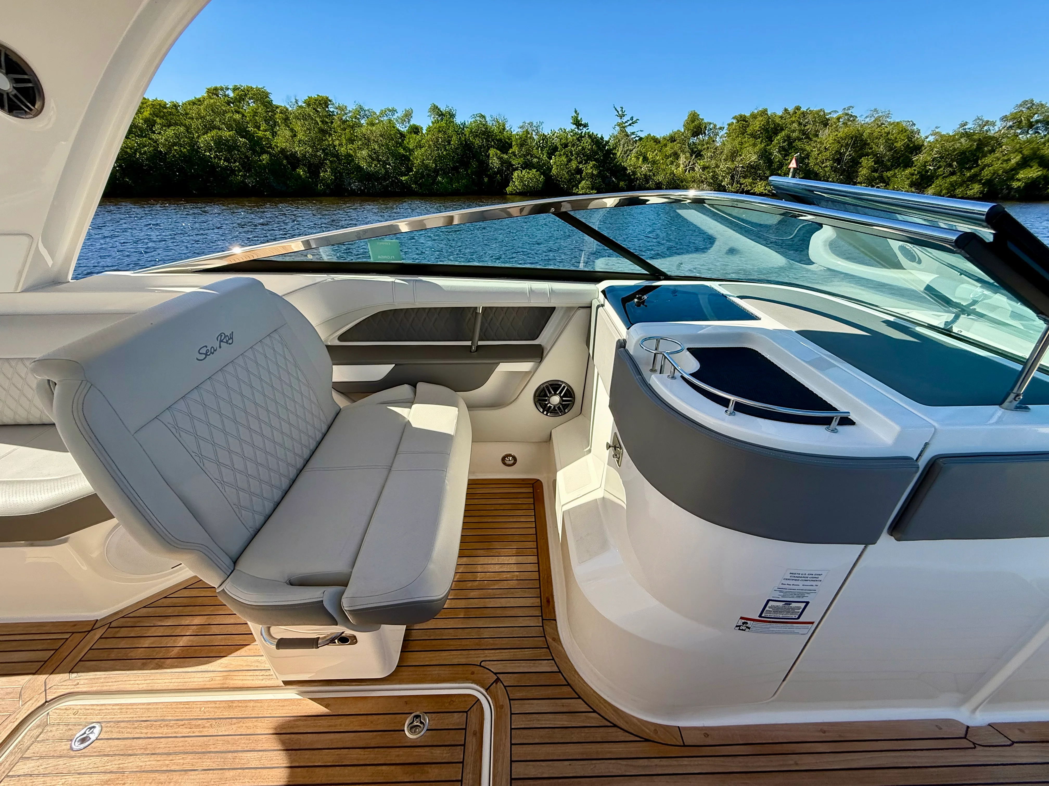 2022 Sea Ray 310 SLX-OB Image Thumbnail #32