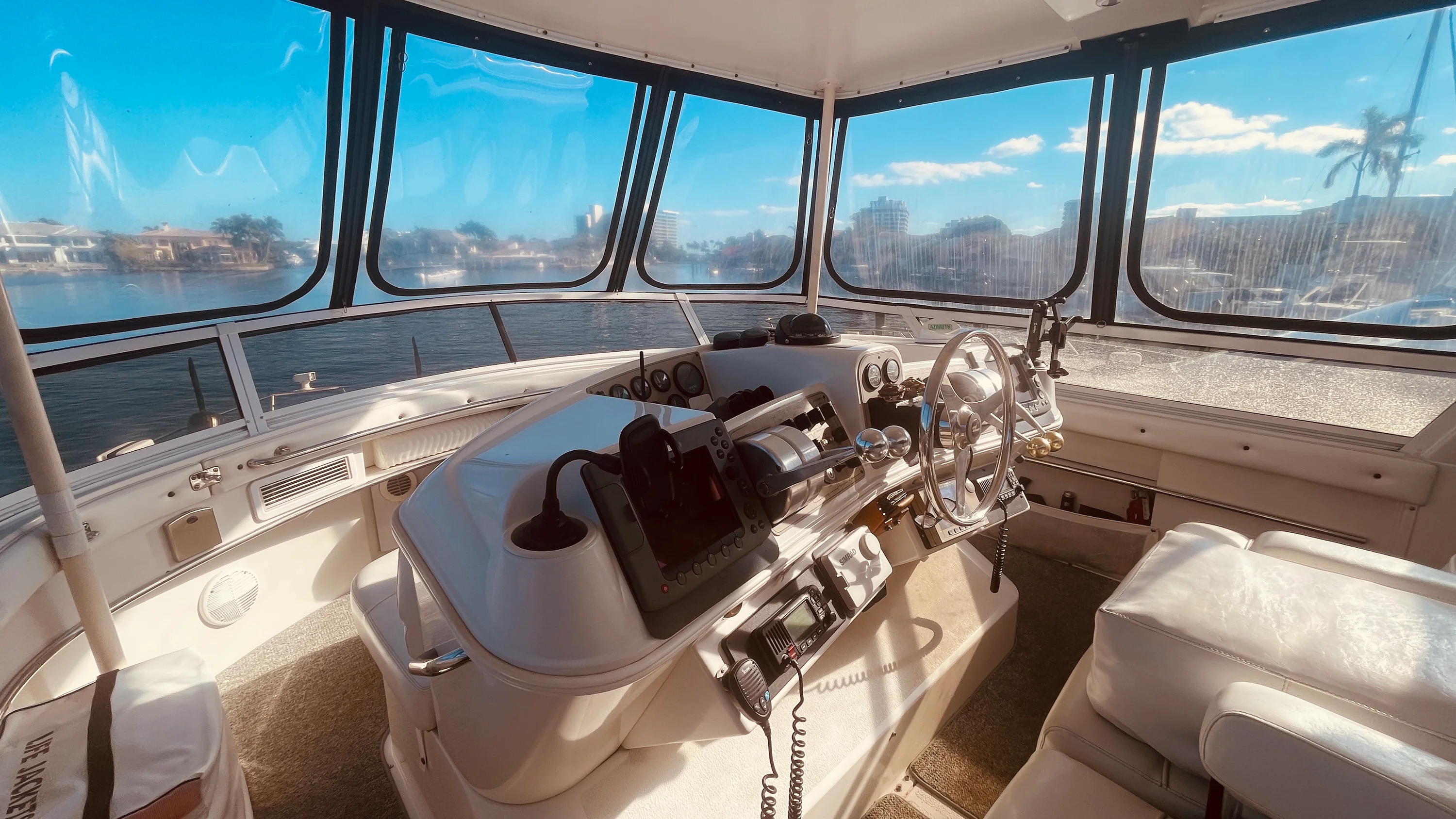 1997 Carver Yachts 500 COCKPIT MY Image Thumbnail #53