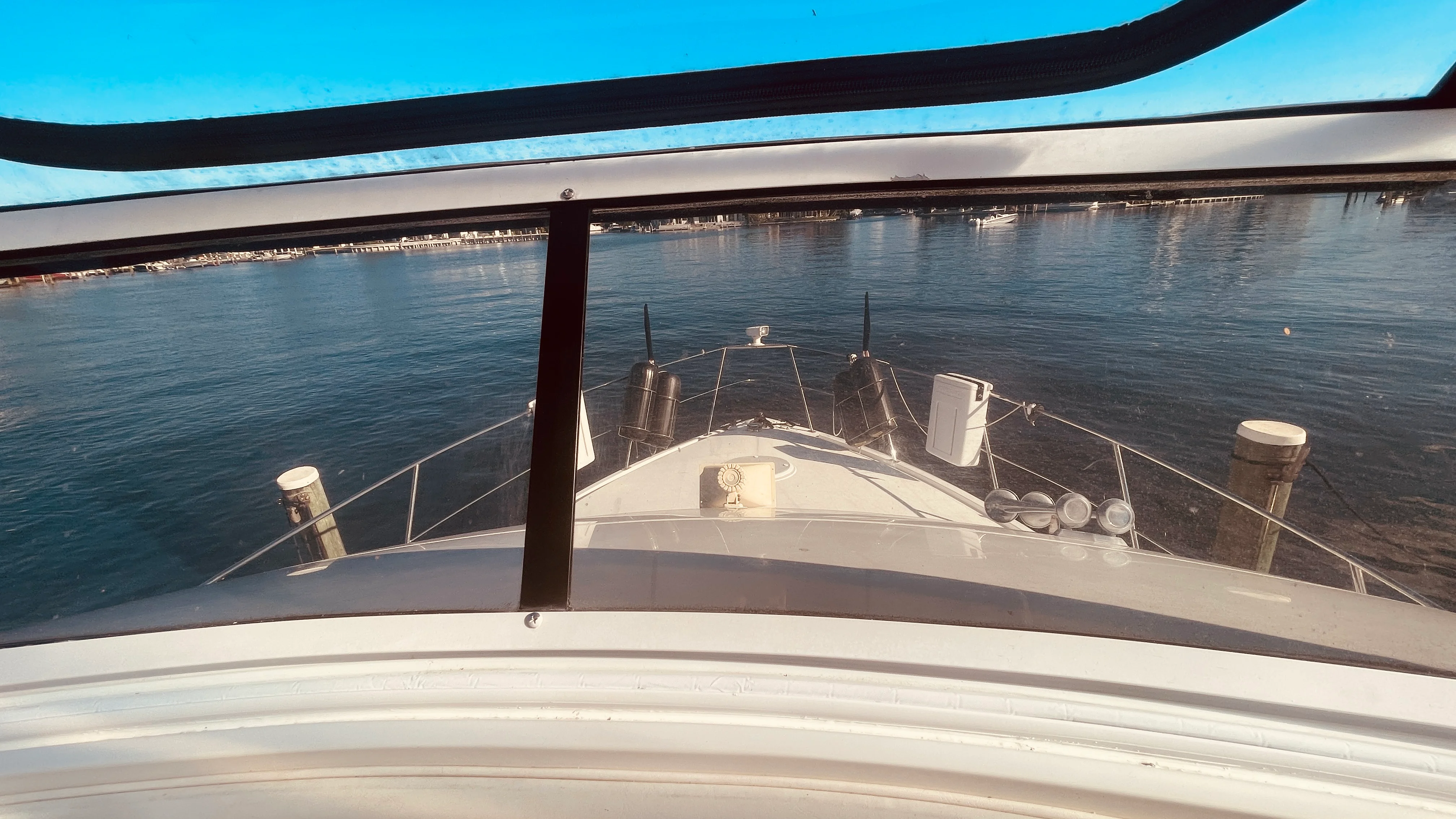 1997 Carver Yachts 500 COCKPIT MY Image Thumbnail #57