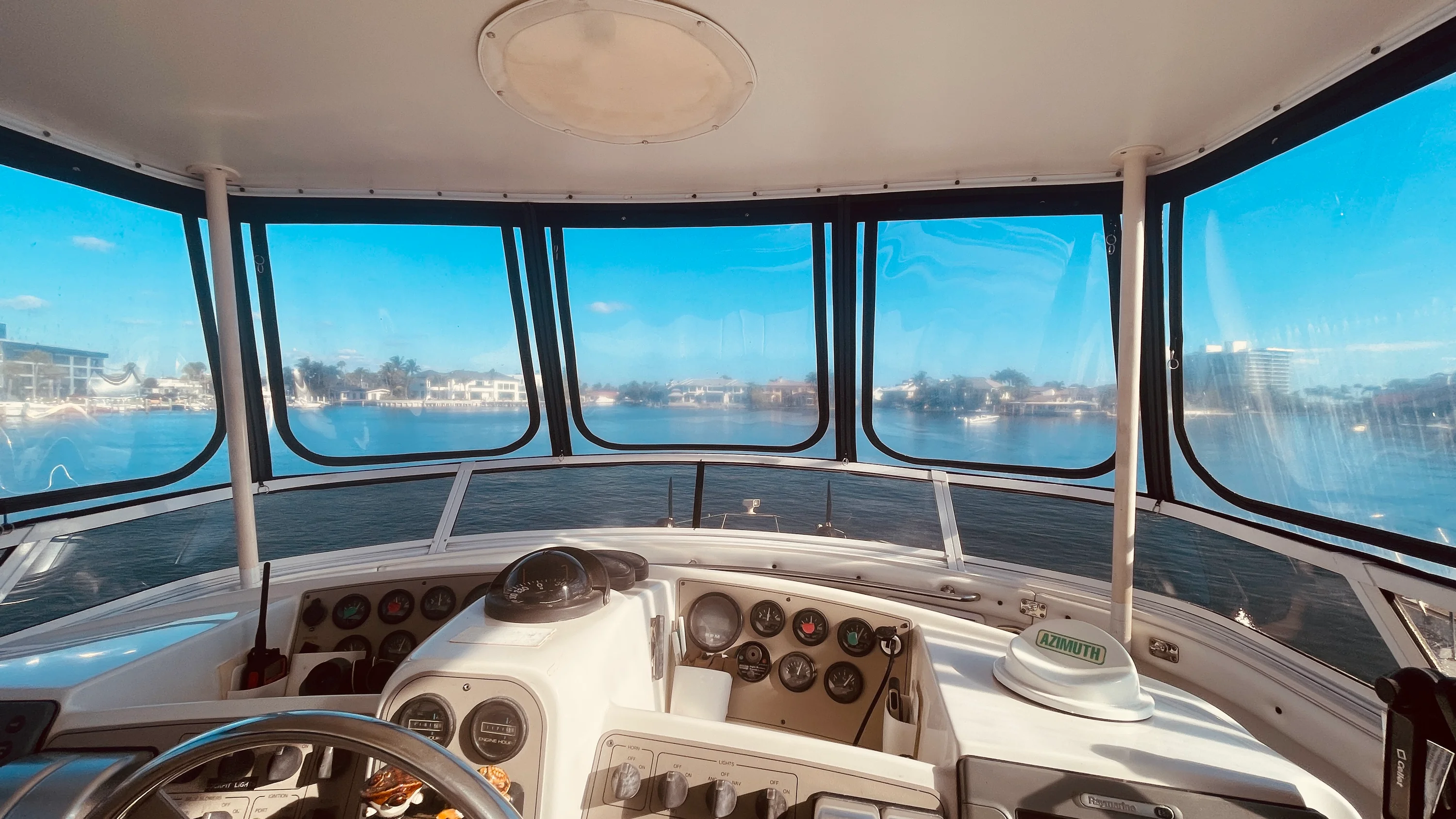 1997 Carver Yachts 500 COCKPIT MY Image Thumbnail #50