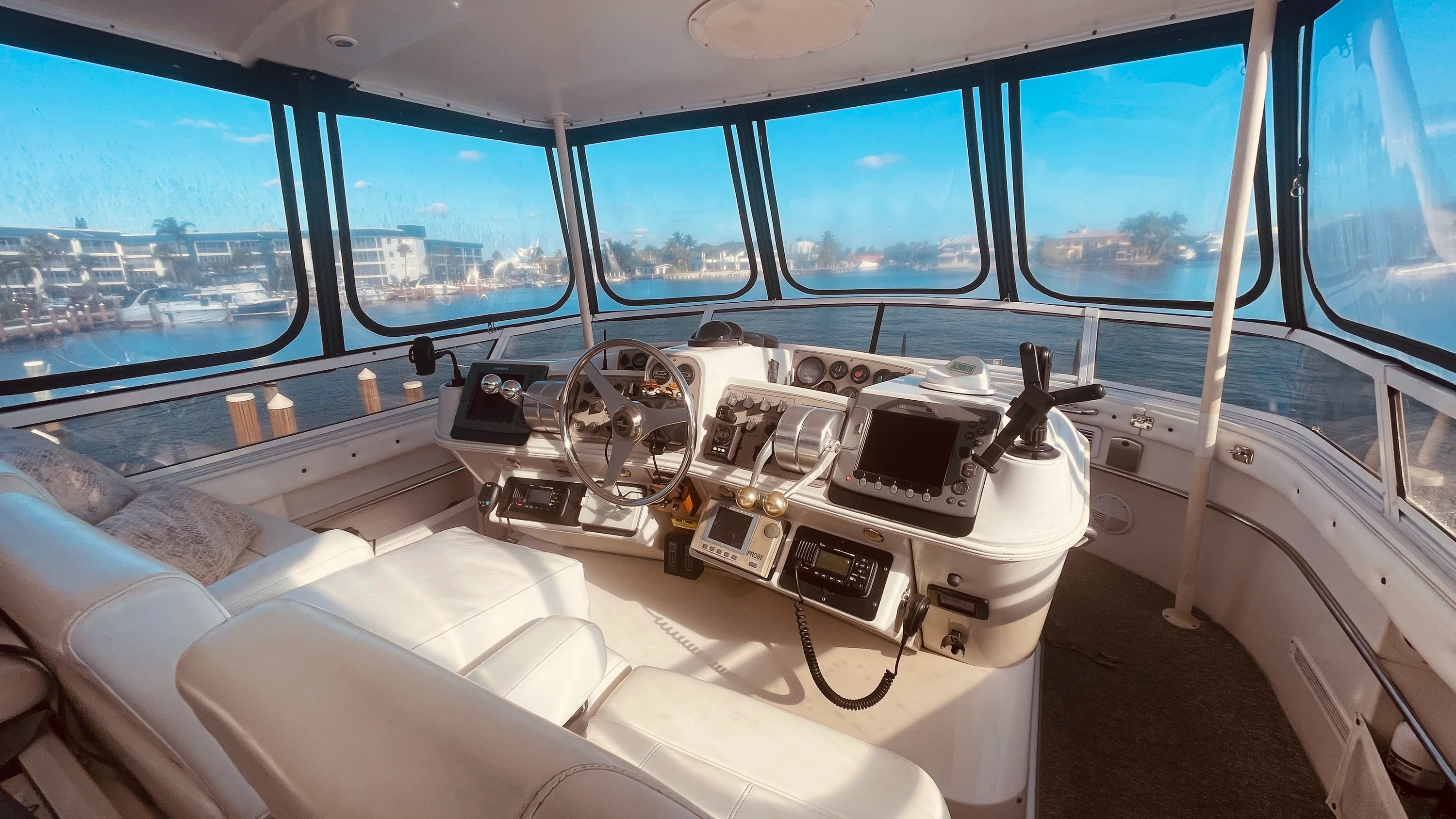 1997 Carver Yachts 500 COCKPIT MY Image Thumbnail #48