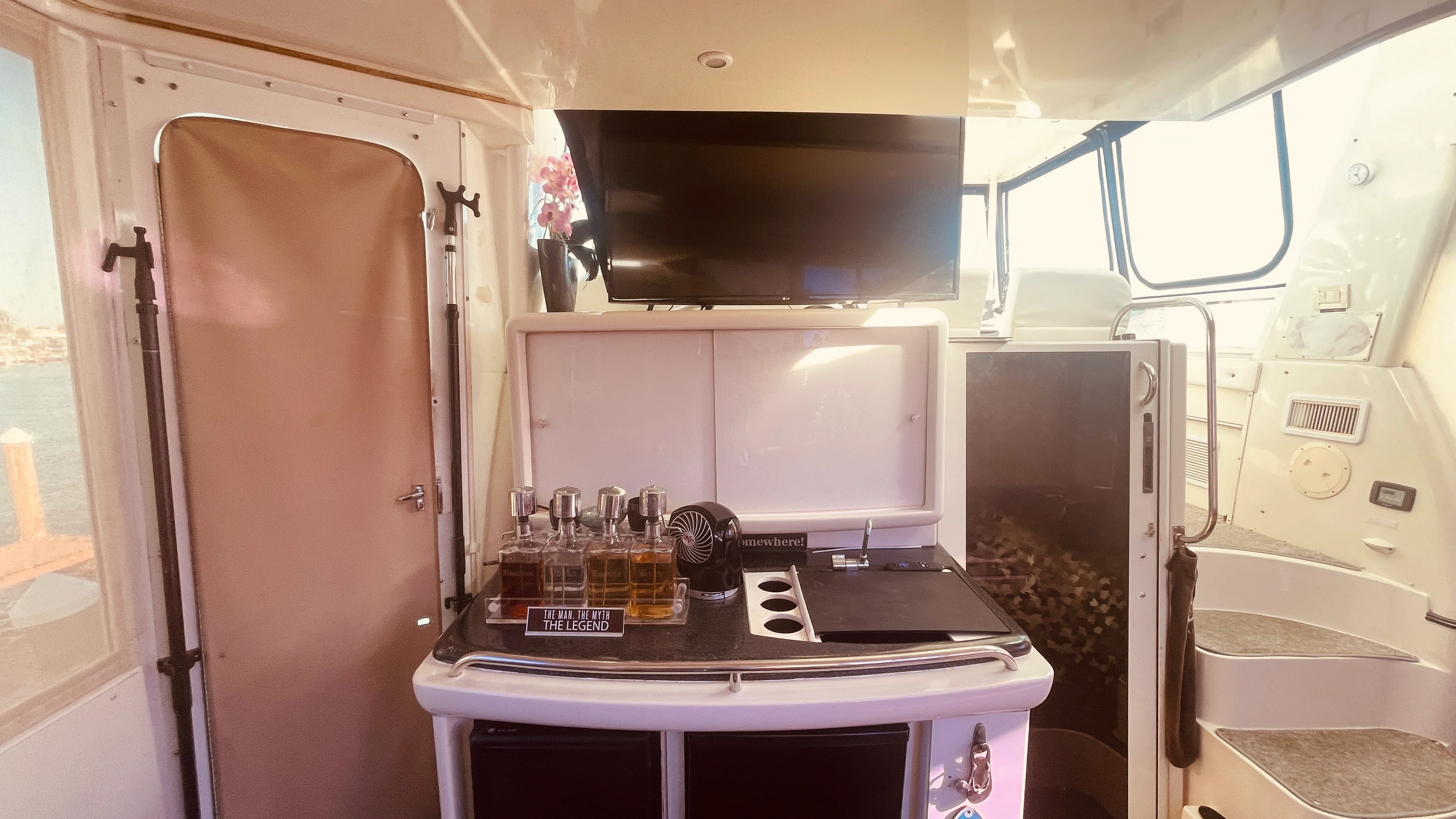 1997 Carver Yachts 500 COCKPIT MY Image Thumbnail #42