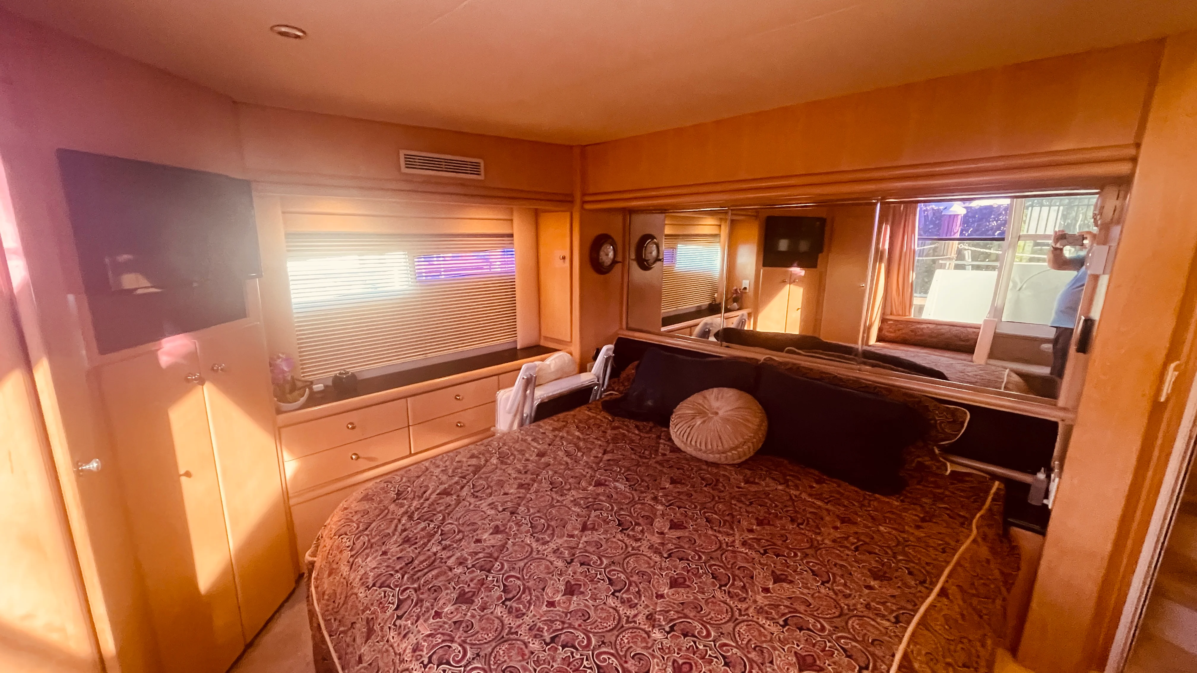 1997 Carver Yachts 500 COCKPIT MY Image Thumbnail #34