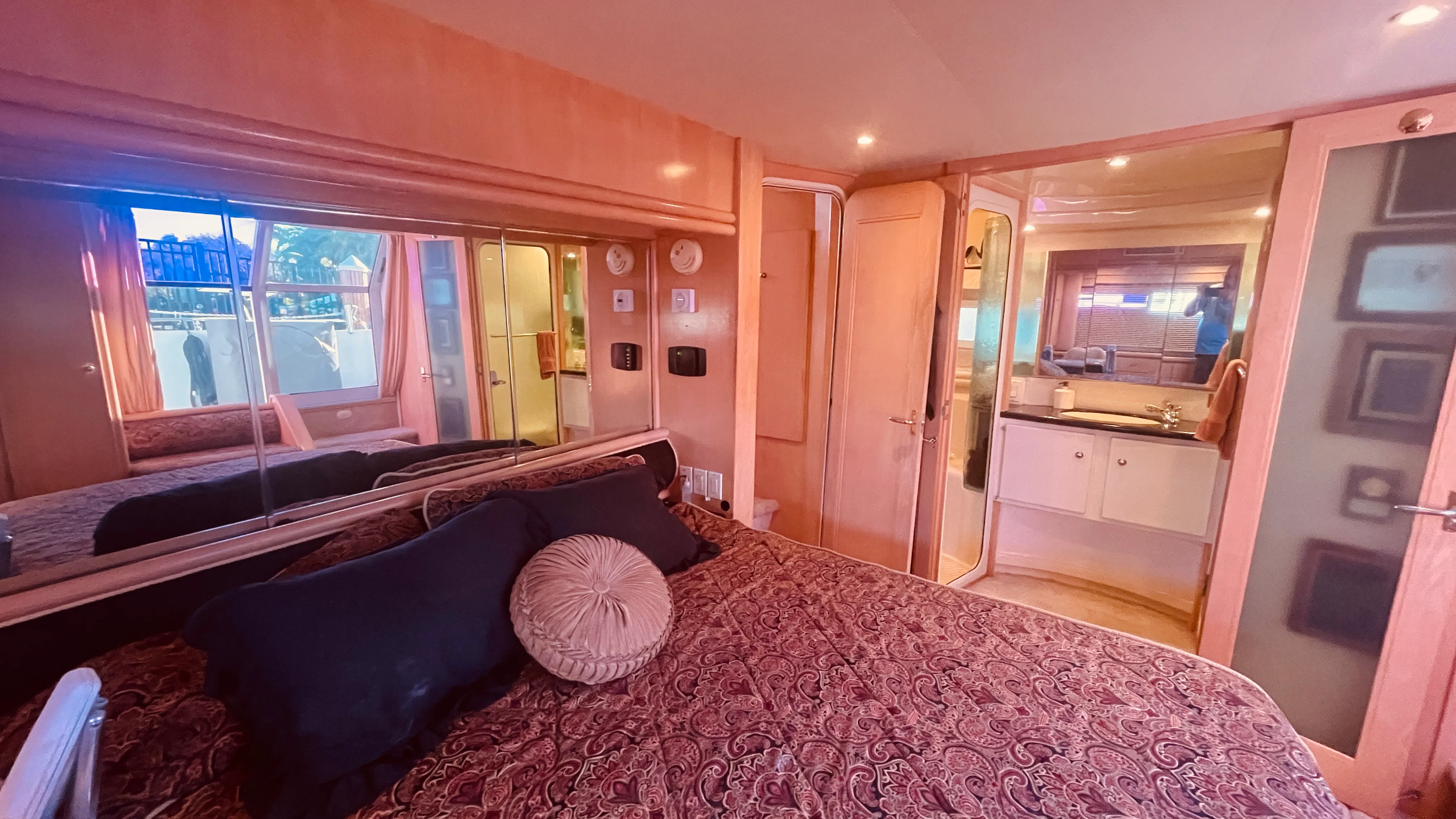 1997 Carver Yachts 500 COCKPIT MY Image Thumbnail #28