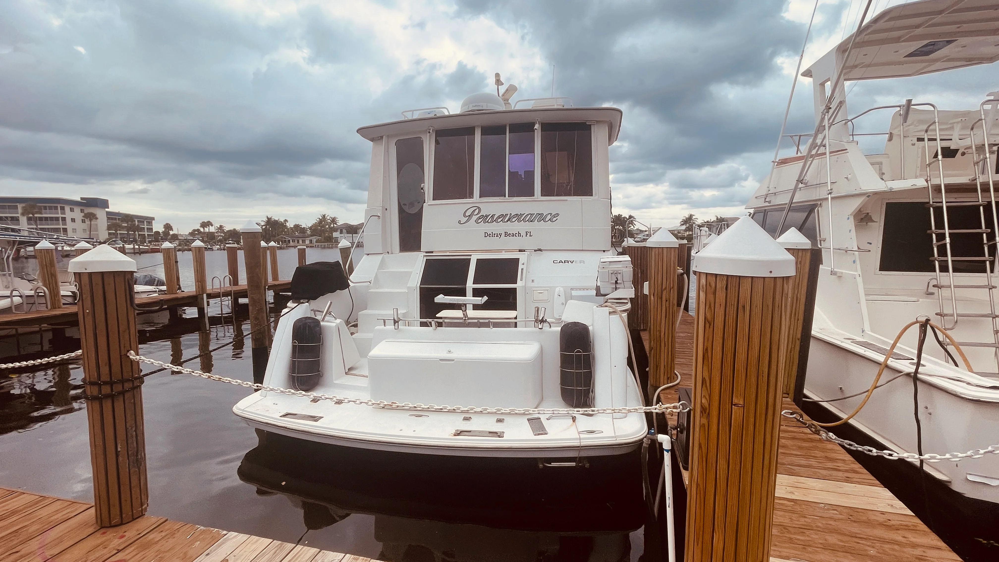 1997 Carver Yachts 500 COCKPIT MY Image Thumbnail #1