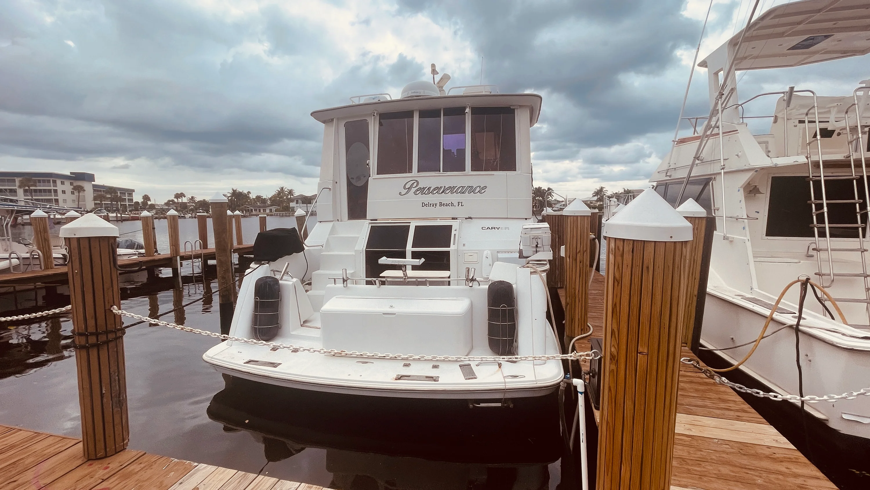 1997 Carver Yachts 500 COCKPIT MY Image Thumbnail #1