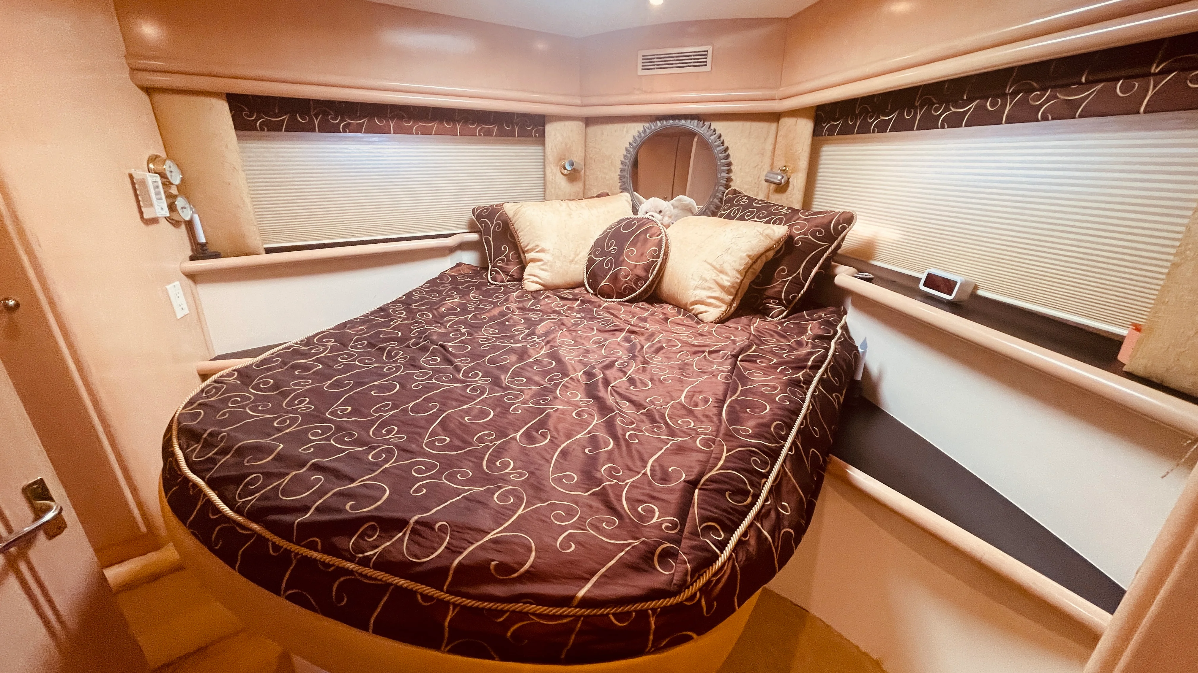 1997 Carver Yachts 500 COCKPIT MY Image Thumbnail #10